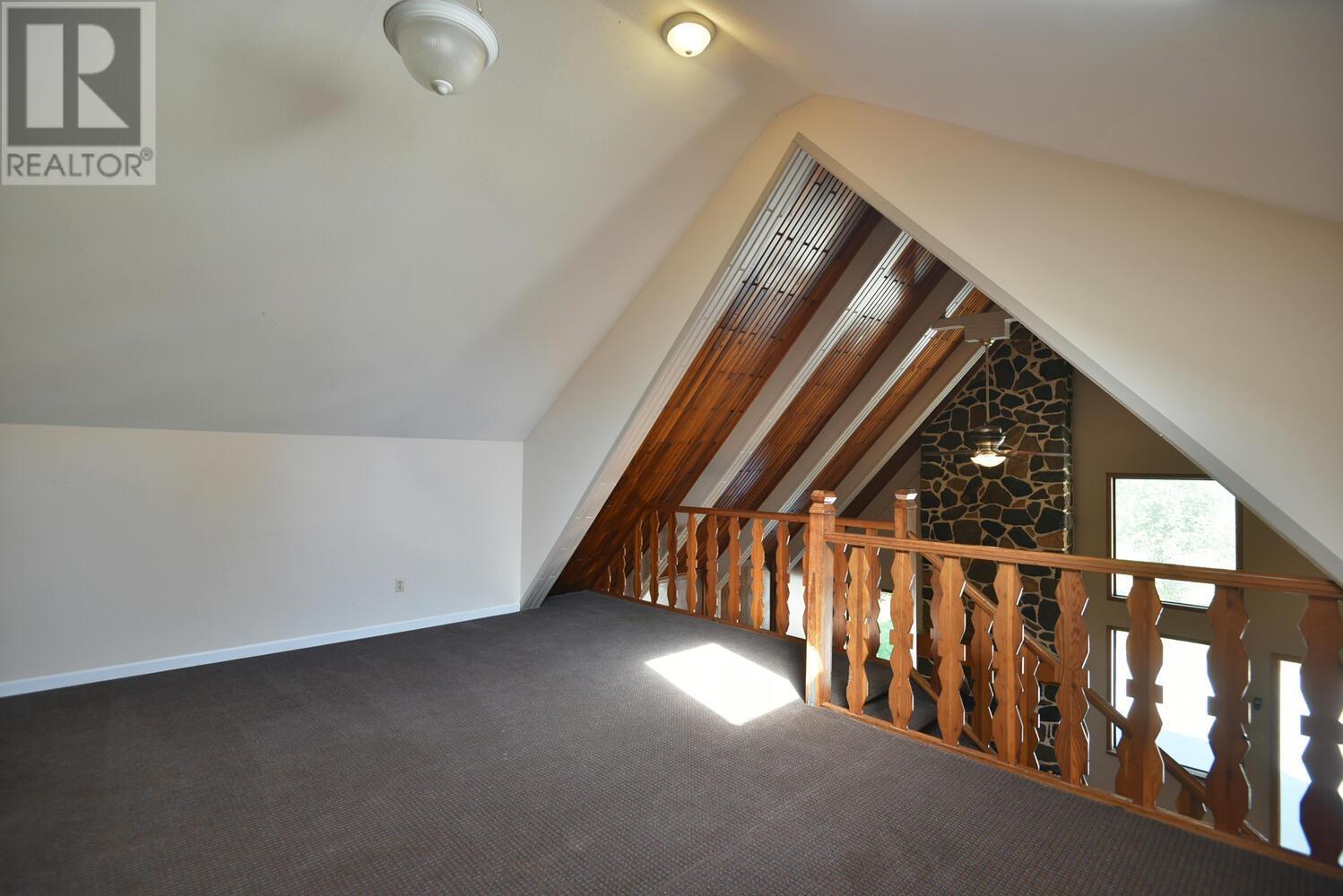 5651 Wakefield Road, Sechelt, British Columbia  V7Z 0N4 - Photo 15 - R2994194
