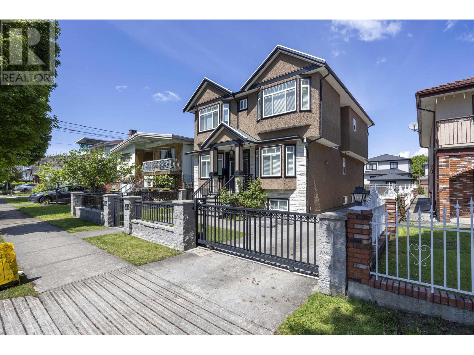 2143 E 35th Avenue, Vancouver, British Columbia  V5P 1B8 - Photo 2 - R3013149
