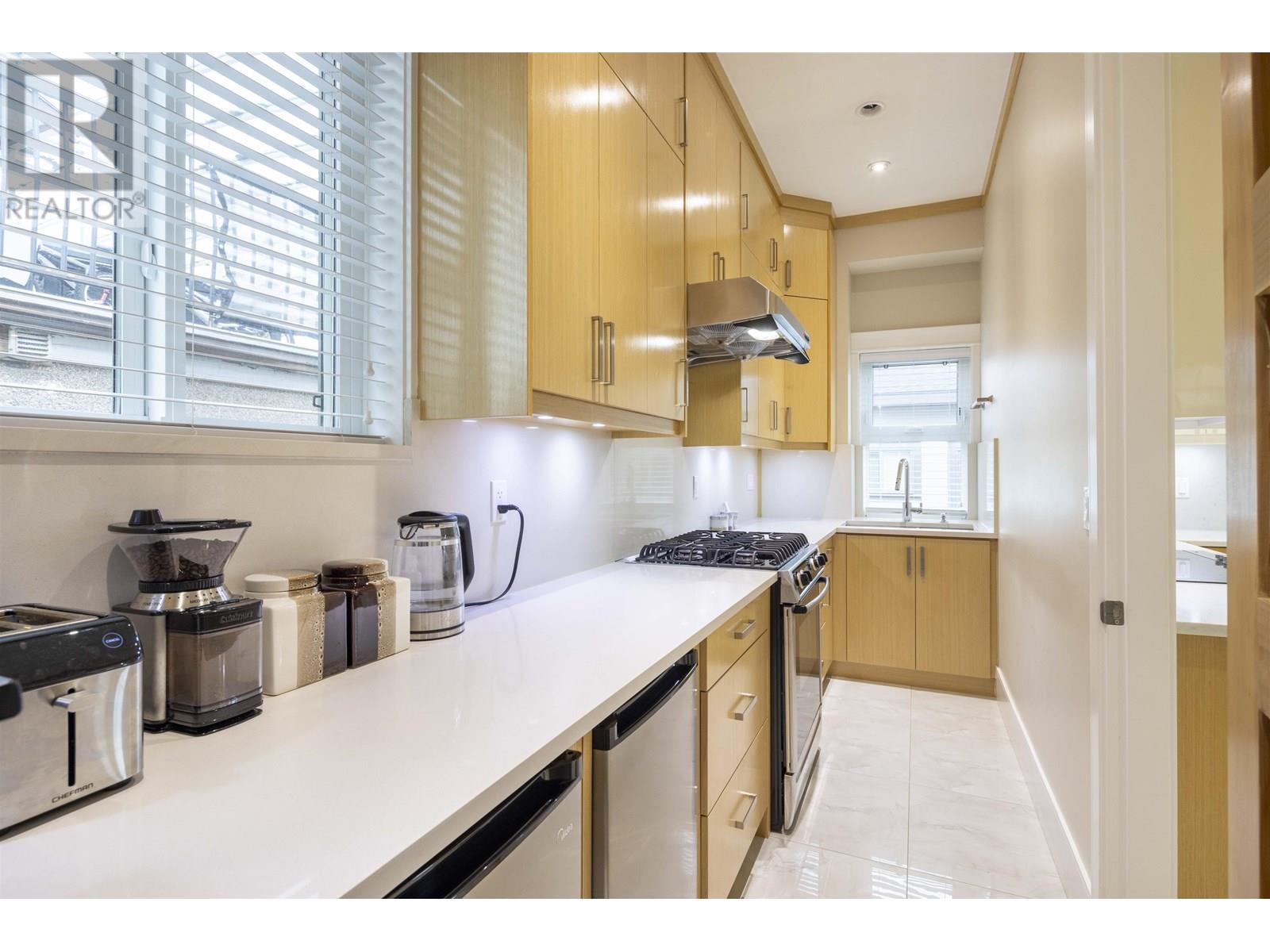 2052 Paulus Crescent, Burnaby, British Columbia  V5A 2M1 - Photo 21 - R3014679