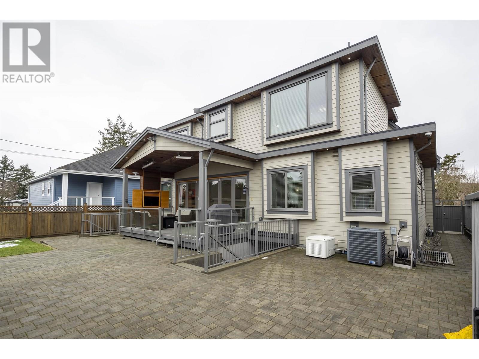 2052 Paulus Crescent, Burnaby, British Columbia  V5A 2M1 - Photo 4 - R3014679