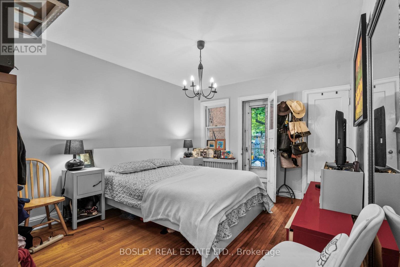 355 Roehampton Avenue, Toronto, Ontario  M4P 1S3 - Photo 11 - C12214529