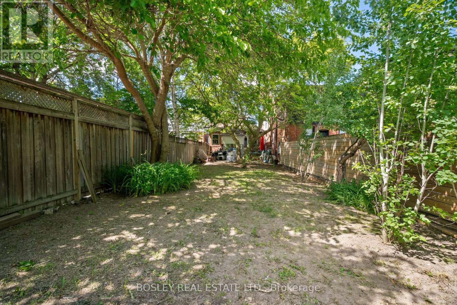355 Roehampton Avenue, Toronto, Ontario  M4P 1S3 - Photo 22 - C12214529
