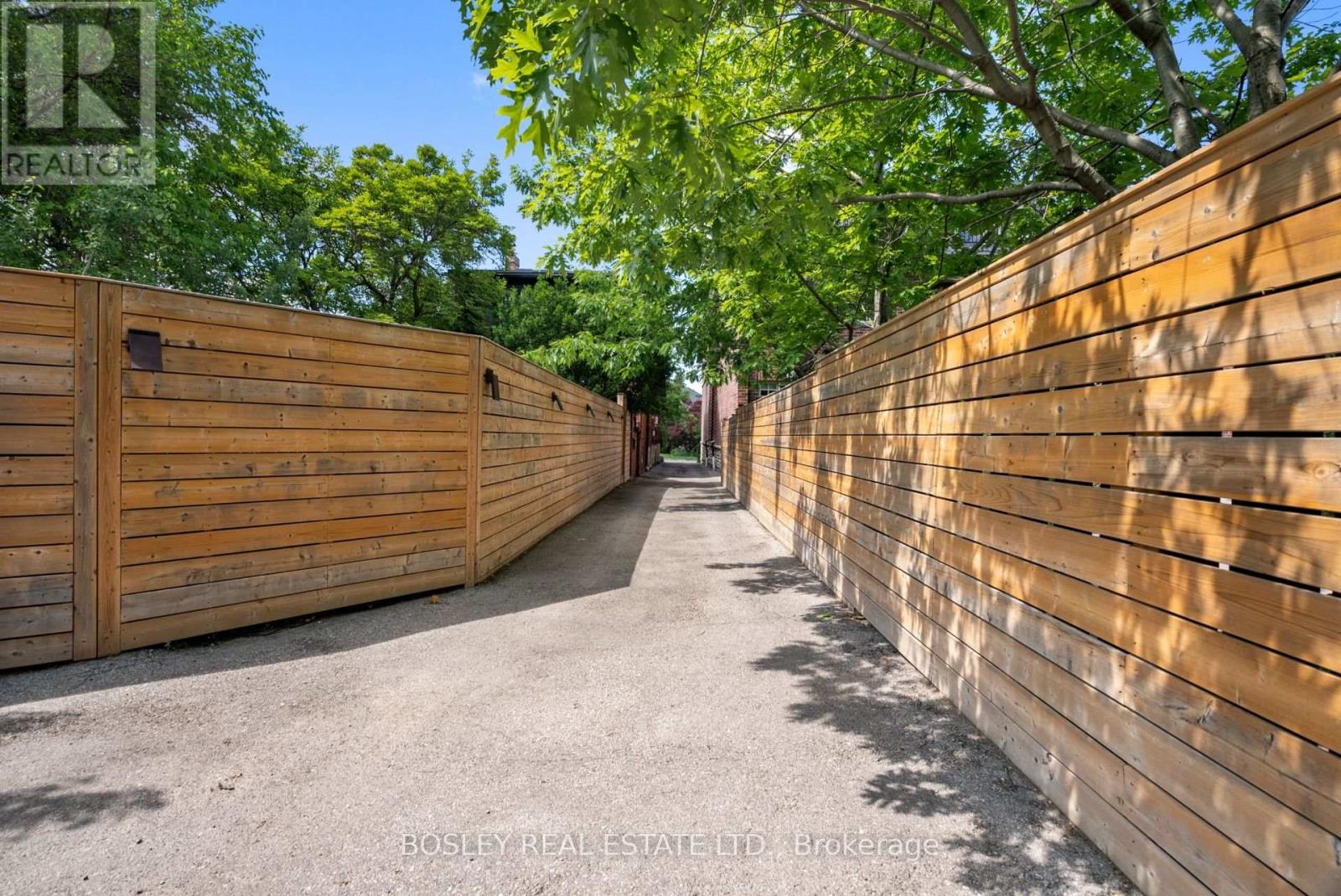 355 Roehampton Avenue, Toronto, Ontario  M4P 1S3 - Photo 24 - C12214529
