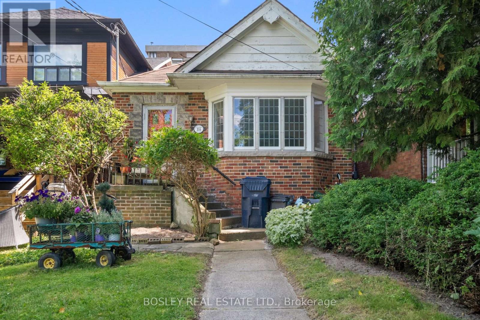 355 Roehampton Avenue, Toronto, Ontario  M4P 1S3 - Photo 25 - C12214529
