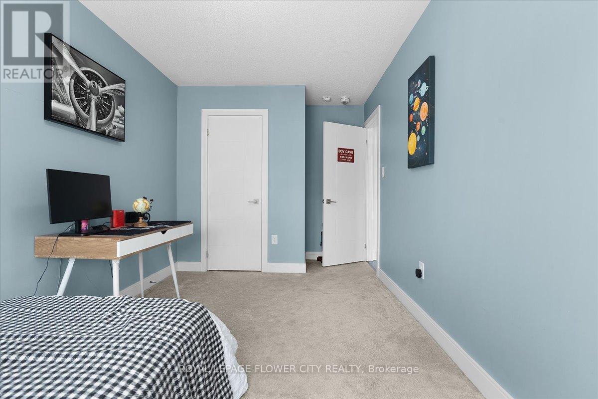 8 Kersey Lane, Halton Hills, Ontario  L7G 0K1 - Photo 37 - W12140476