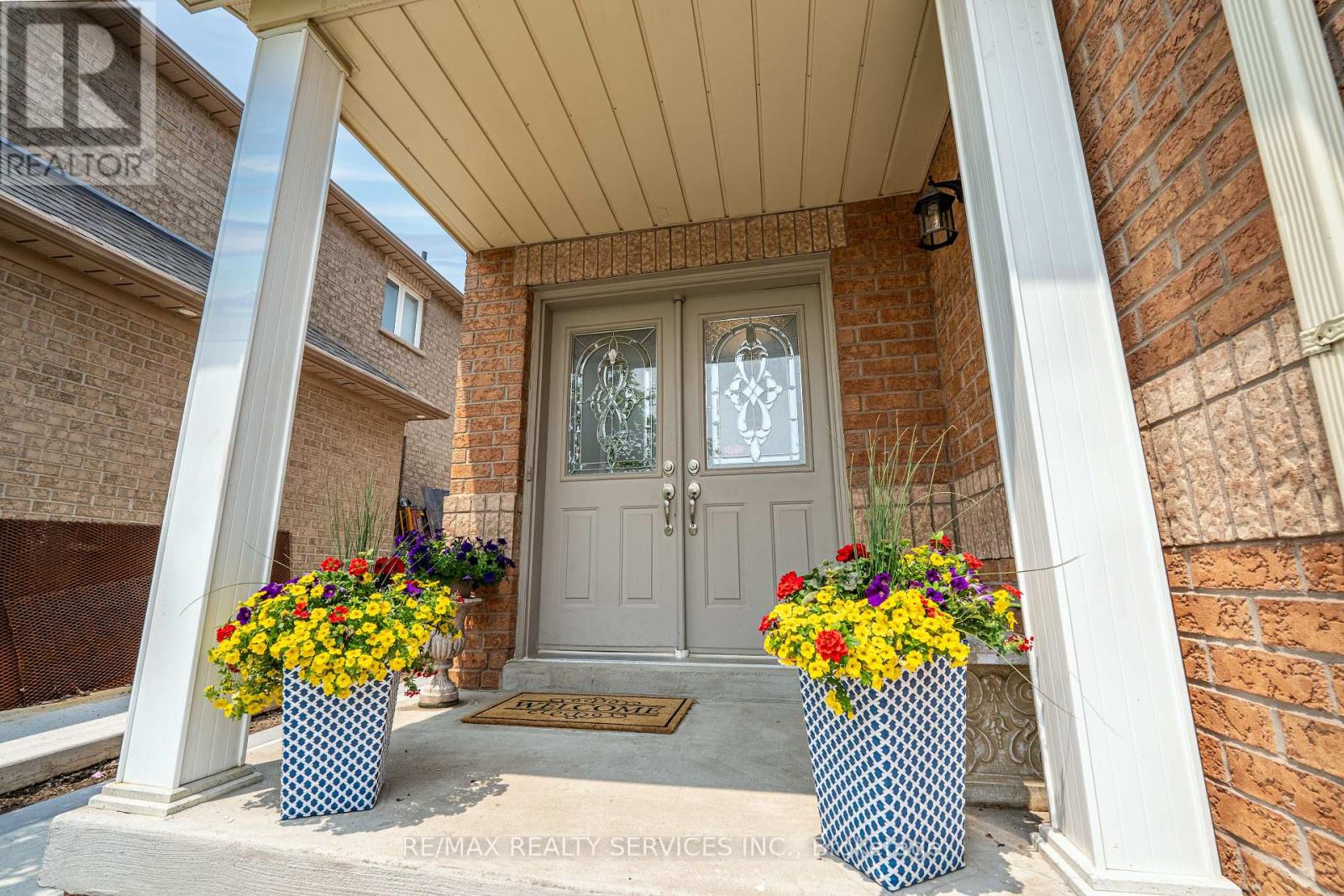 3469 Southwick Street, Mississauga, Ontario  L5M 7L4 - Photo 3 - W12210429