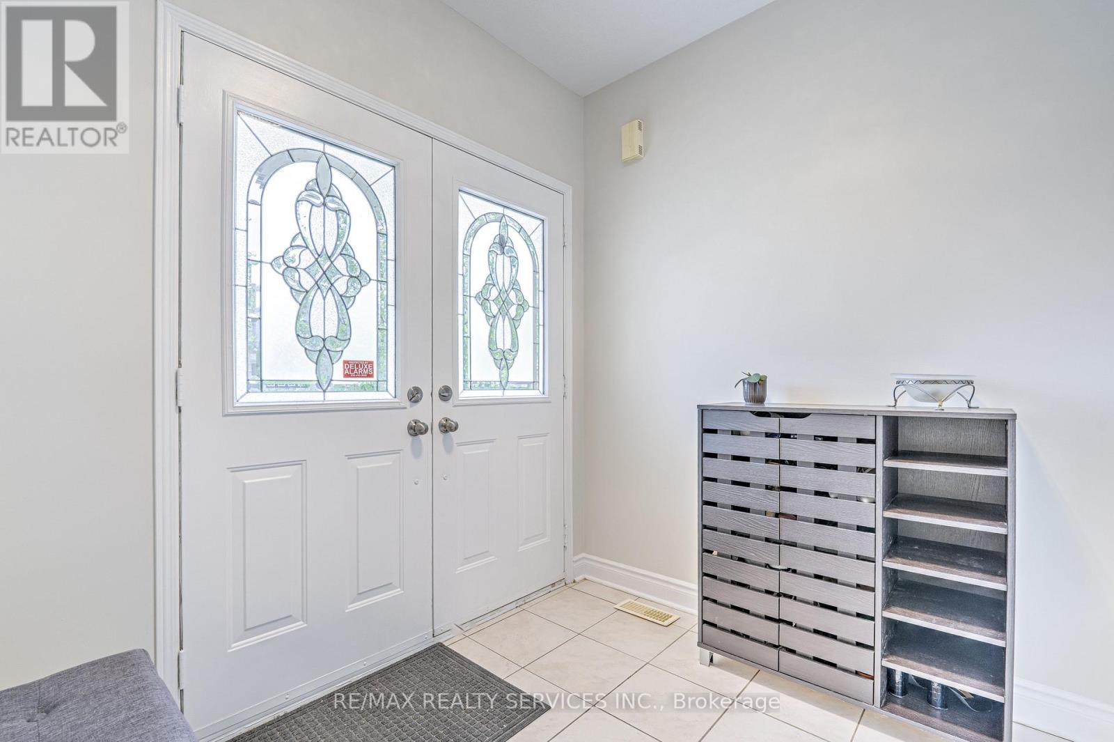 3469 Southwick Street, Mississauga, Ontario  L5M 7L4 - Photo 4 - W12210429