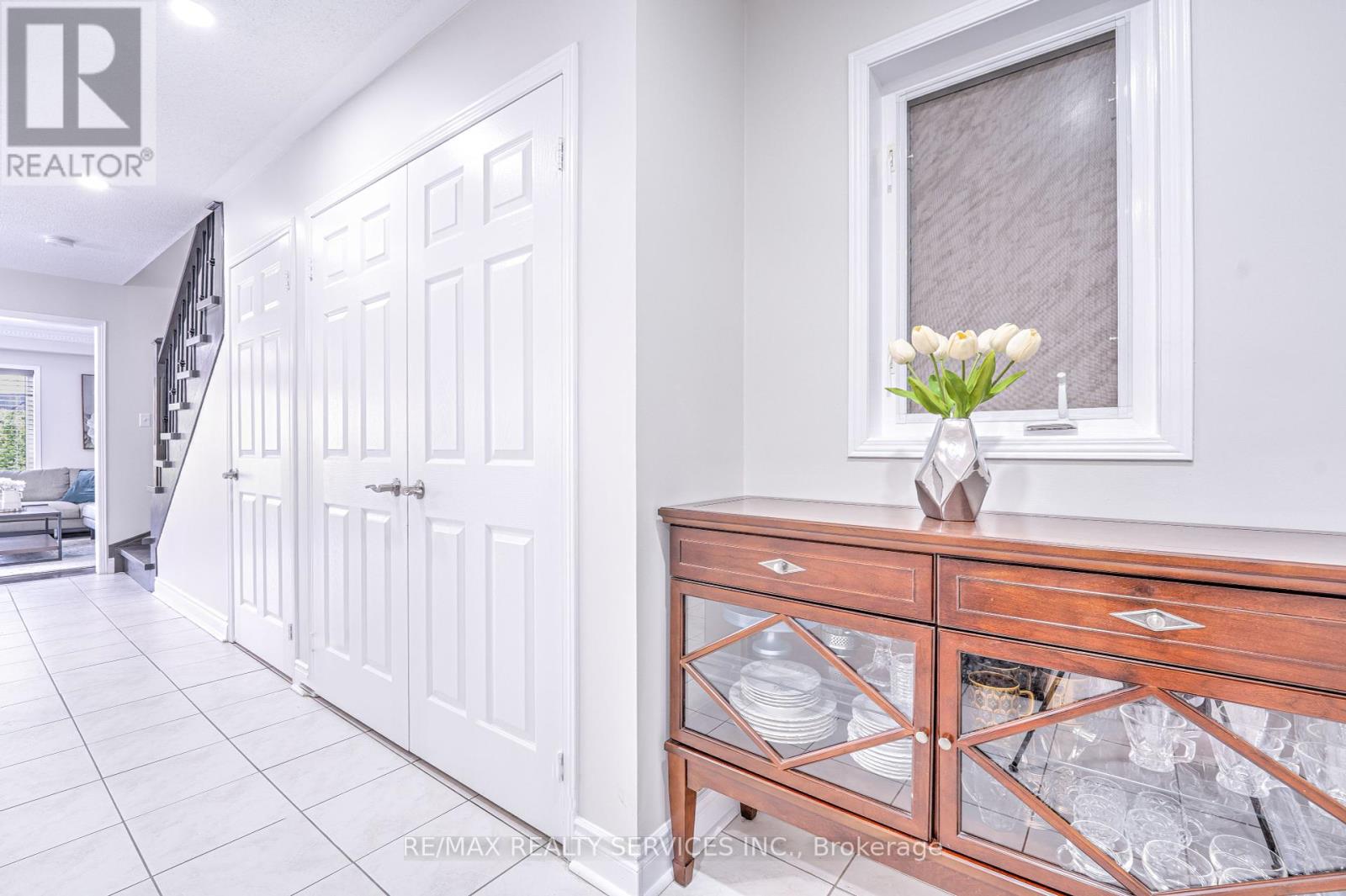 3469 Southwick Street, Mississauga, Ontario  L5M 7L4 - Photo 7 - W12210429