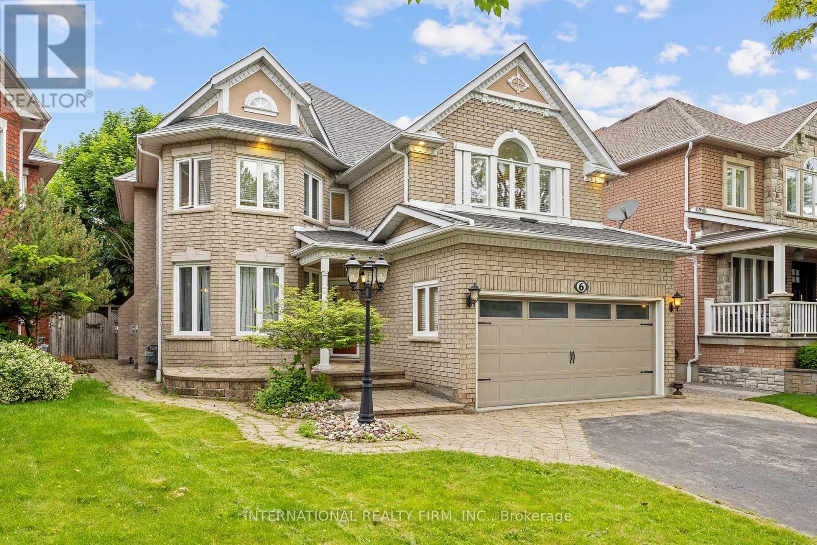 6 MORTIMER CRESCENT, Ajax, Ontario