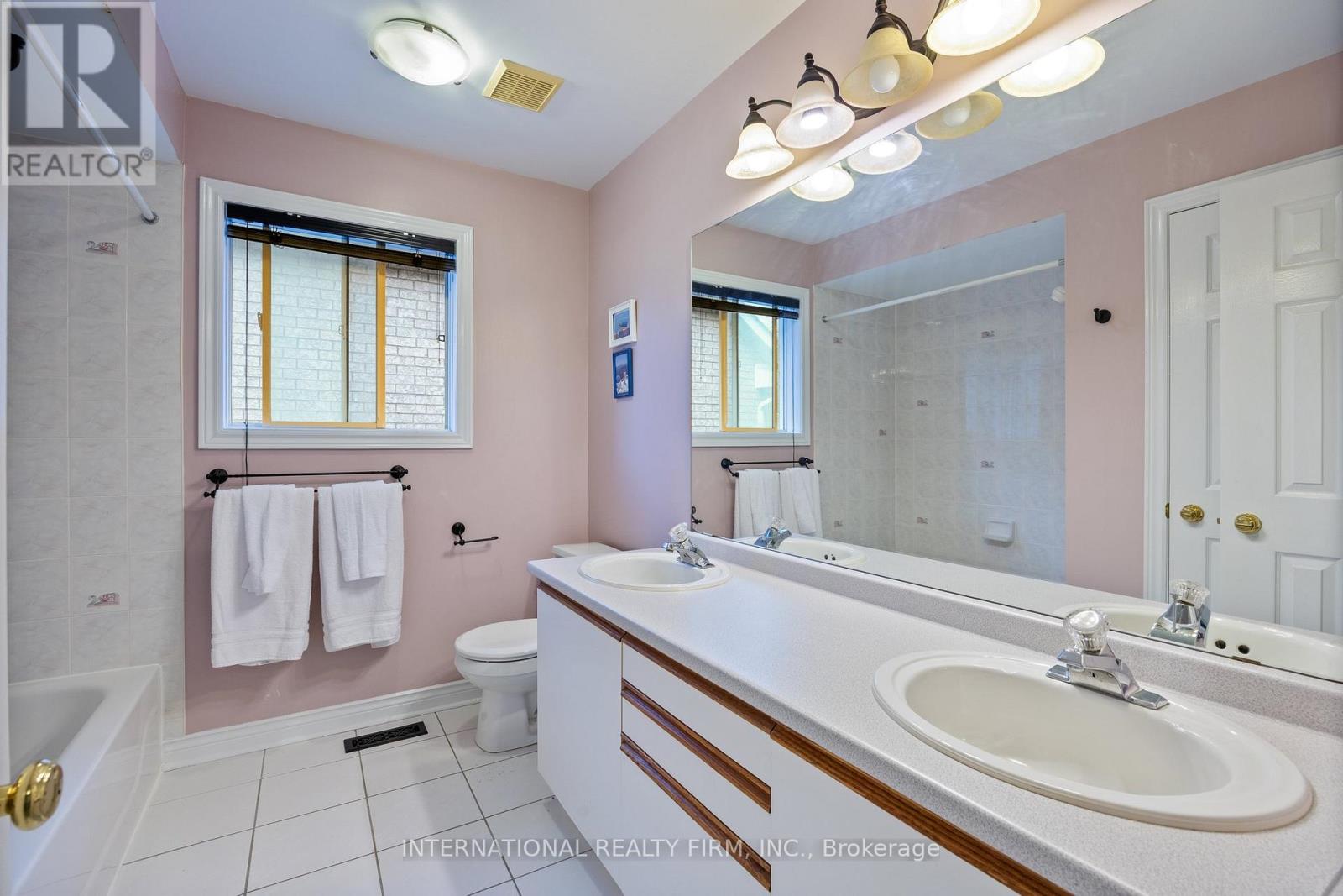 6 Mortimer Crescent, Ajax, Ontario  L1T 3Y1 - Photo 31 - E12214513