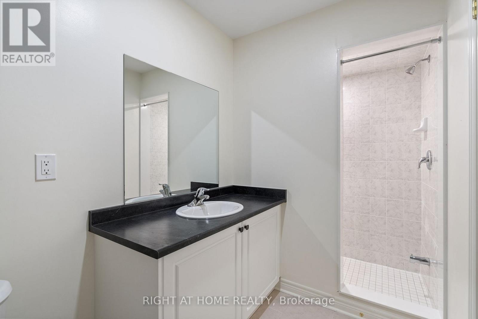 18 Mcalister Avenue, Richmond Hill, Ontario  L4S 0L3 - Photo 34 - N12214532