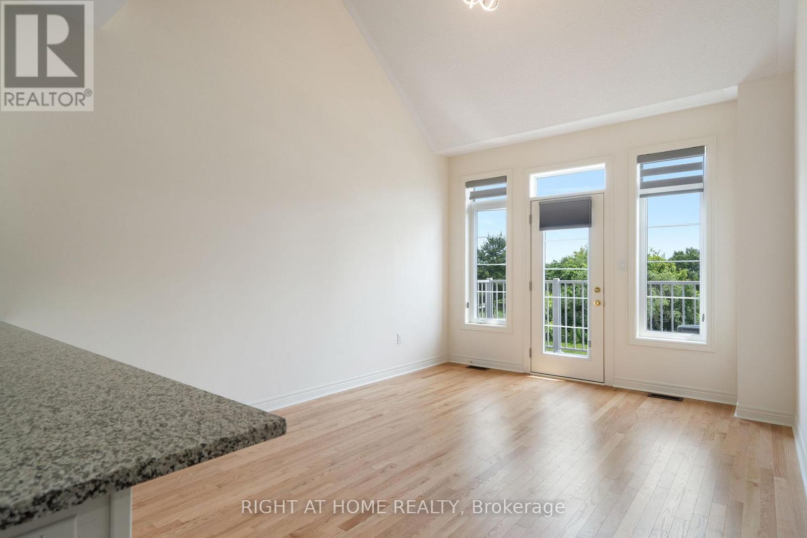 18 Mcalister Avenue, Richmond Hill, Ontario  L4S 0L3 - Photo 8 - N12214532