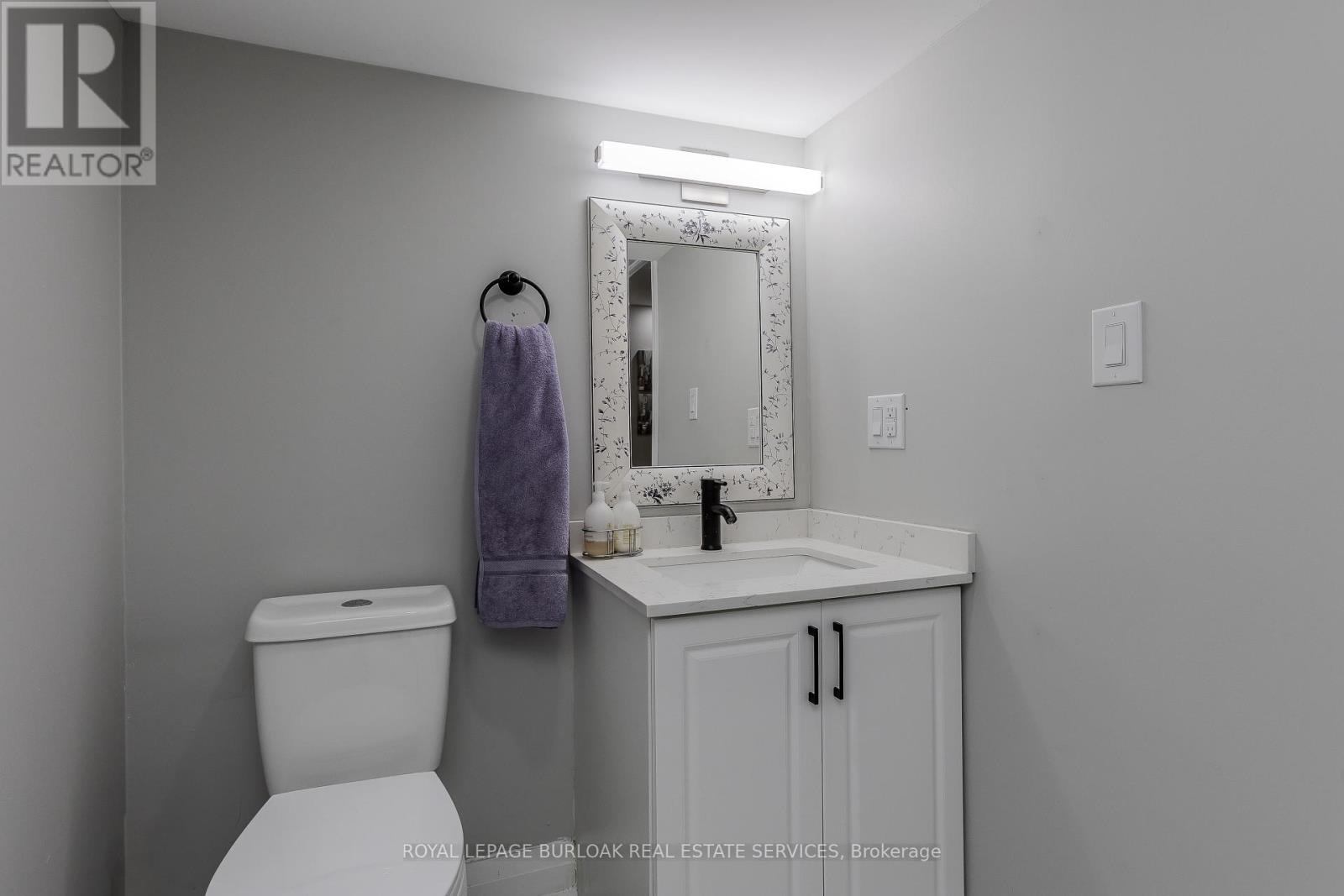 1291 Princeton Crescent, Burlington, Ontario  L7P 2K4 - Photo 19 - W12214515