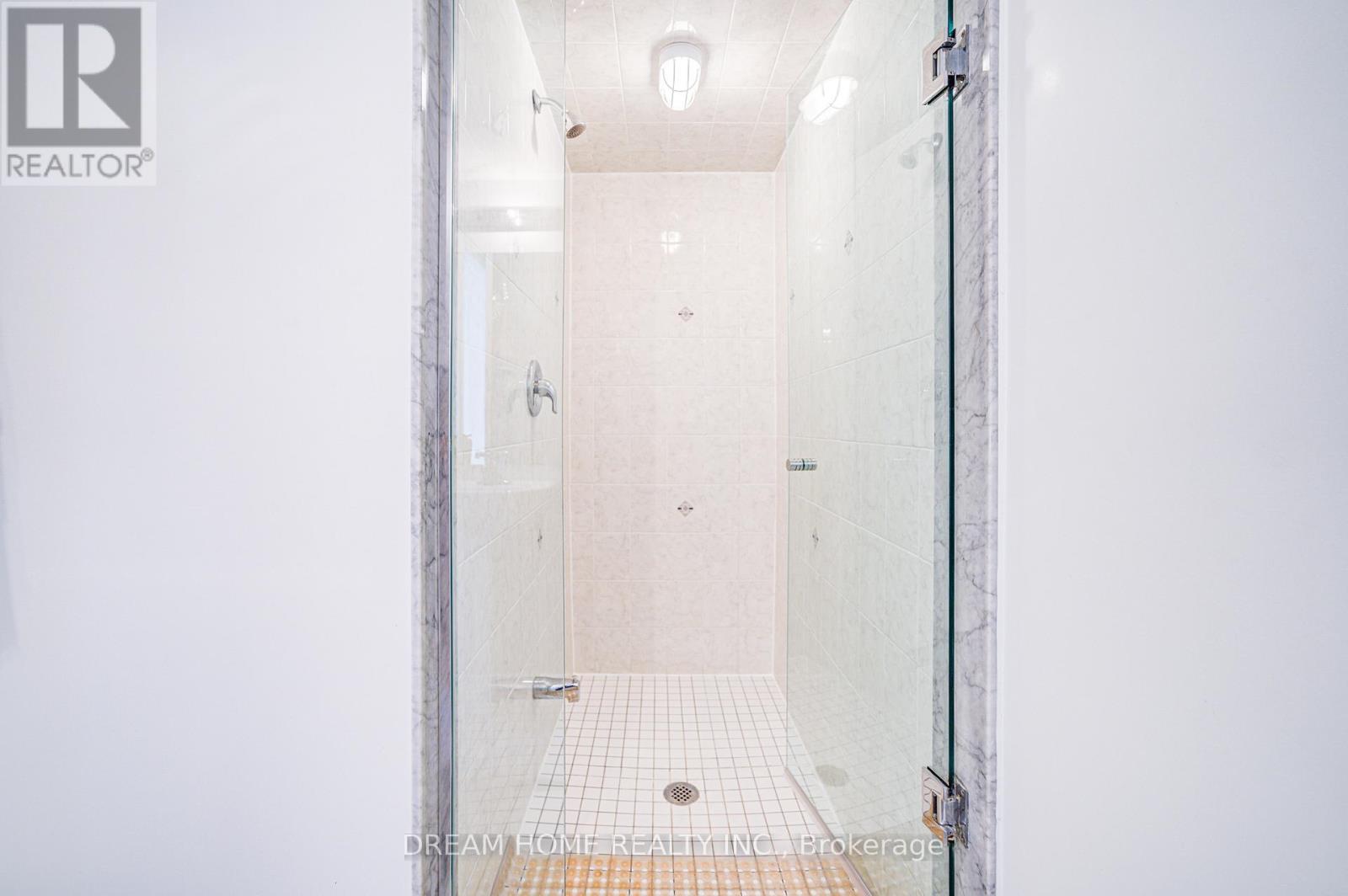 #17 - 2484 Post Road, Oakville (Ro River Oaks), Ontario  L6H 0G6 - Photo 12 - W12214524