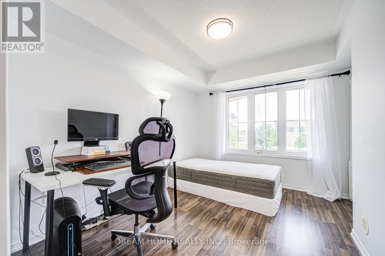 #17 - 2484 Post Road, Oakville (Ro River Oaks), Ontario  L6H 0G6 - Photo 8 - W12214524