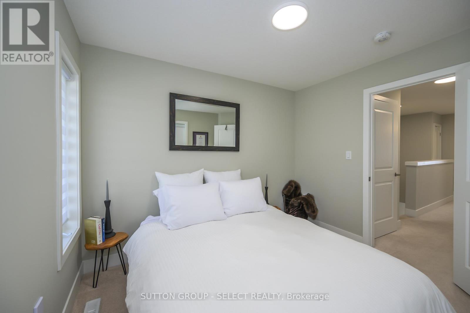 39 - 177 Edgevalley Road, London East, Ontario  N5V 0C5 - Photo 30 - X12205914