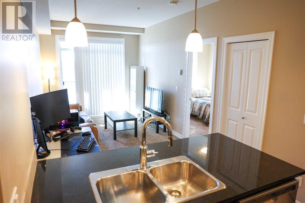 312, 117 Copperpond Common Se, Calgary, Alberta  T2Z 5E2 - Photo 10 - A2214249