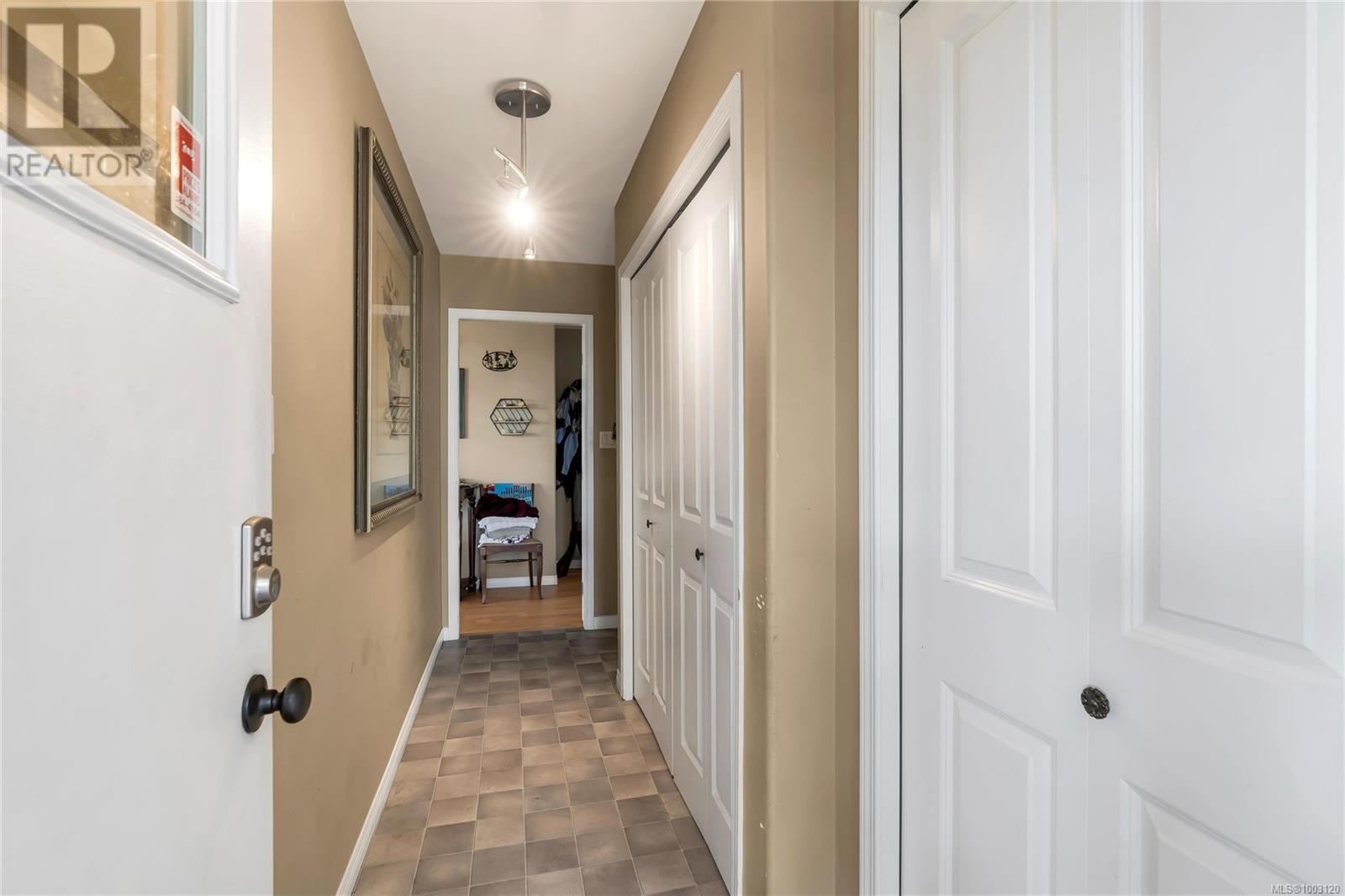 3352 Ravenwood Rd, Colwood, British Columbia  V9C 2X4 - Photo 43 - 1003120