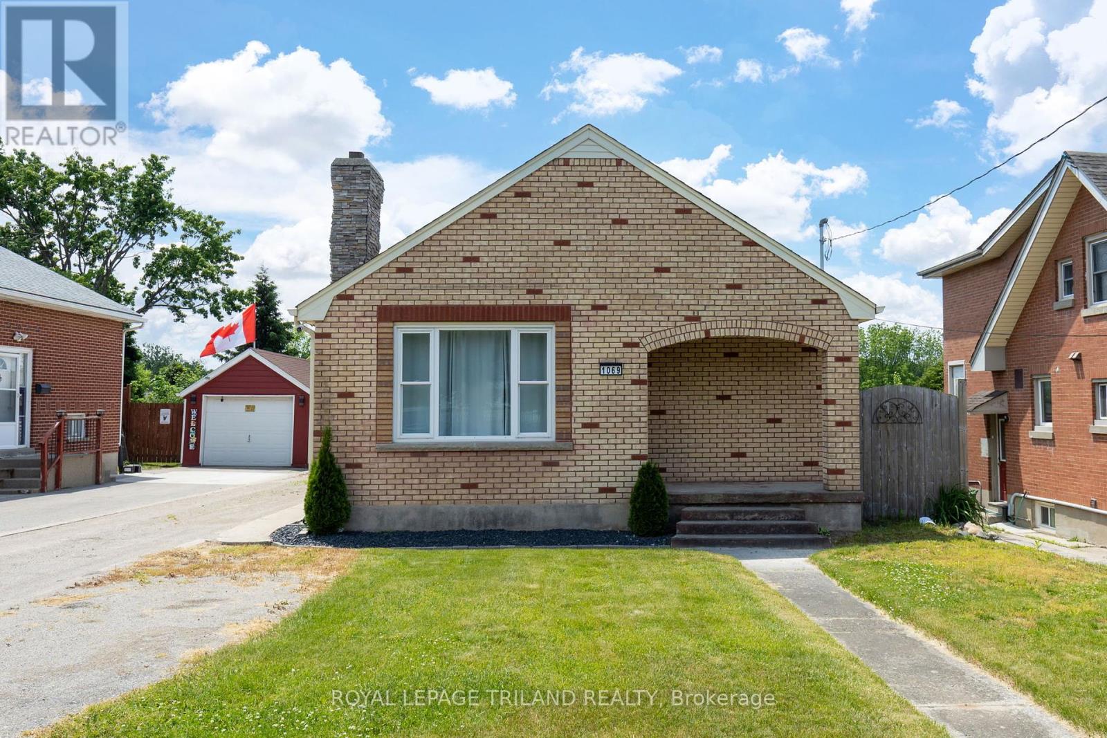 1069 Hamilton Road, London East, Ontario  N5W 1A7 - Photo 2 - X12214538