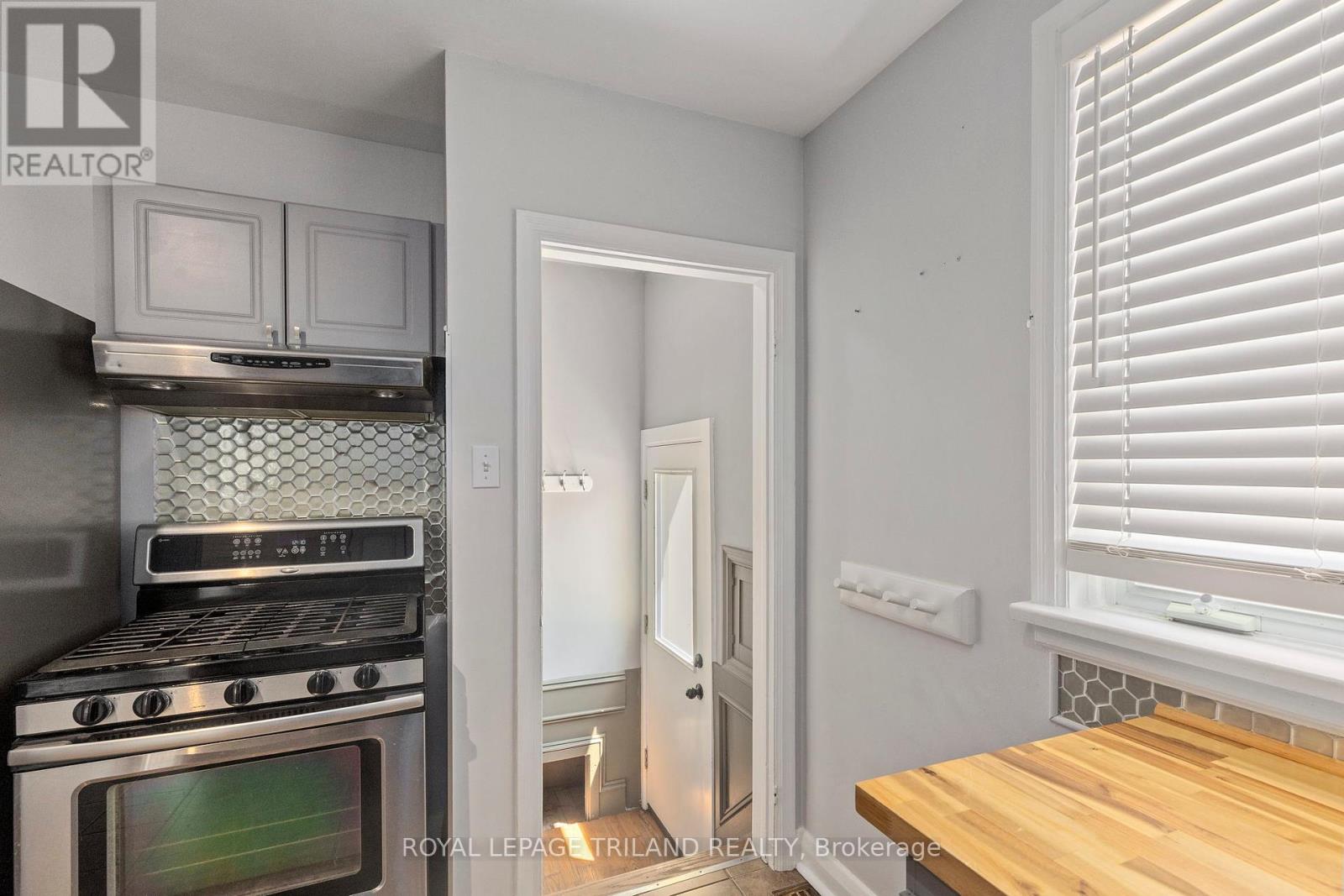 1069 Hamilton Road, London East, Ontario  N5W 1A7 - Photo 5 - X12214538