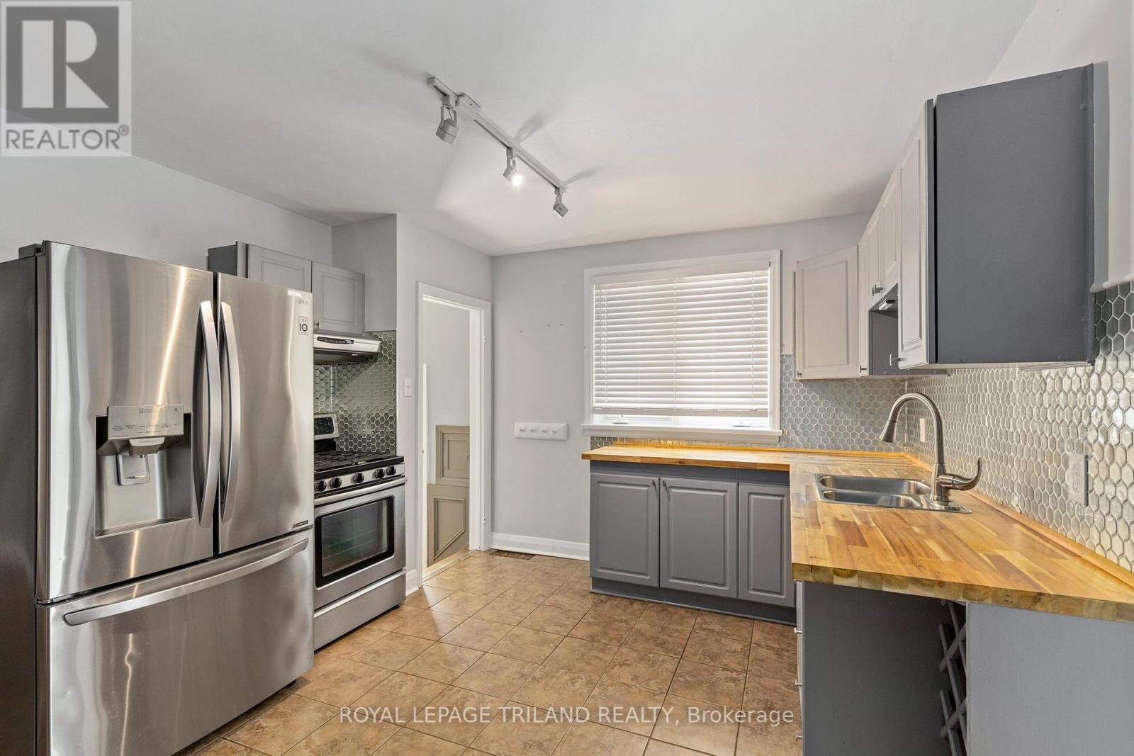 1069 Hamilton Road, London East, Ontario  N5W 1A7 - Photo 6 - X12214538