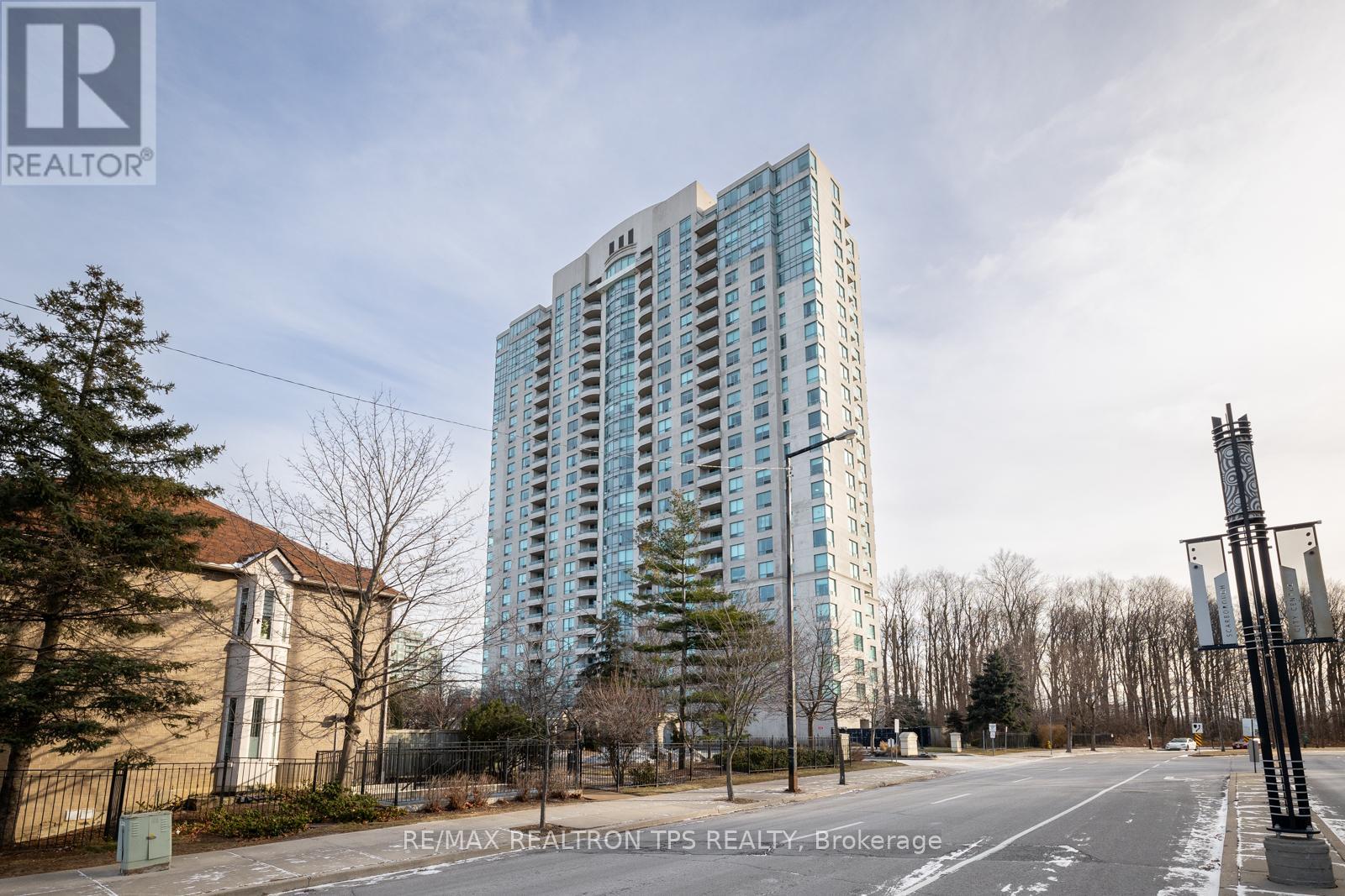 2402 - 61 Town Centre Court, Toronto, Ontario  M1P 5C5 - Photo 2 - E12213158