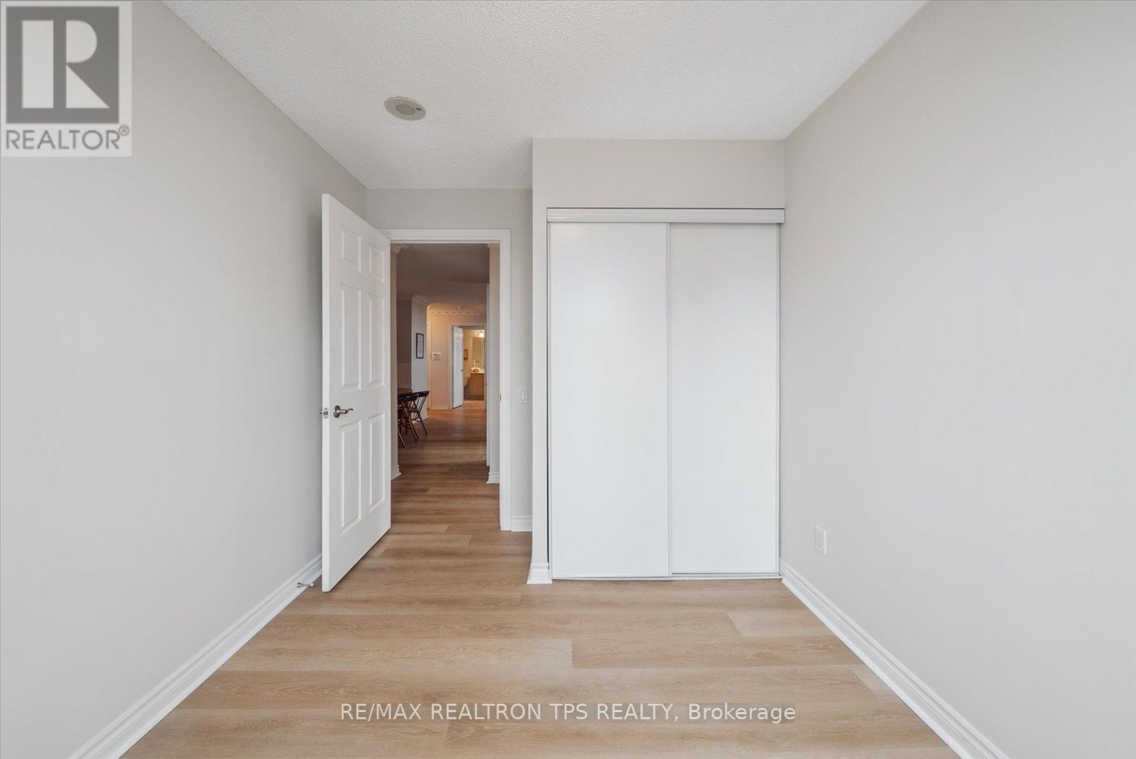 2402 - 61 Town Centre Court, Toronto, Ontario  M1P 5C5 - Photo 22 - E12213158