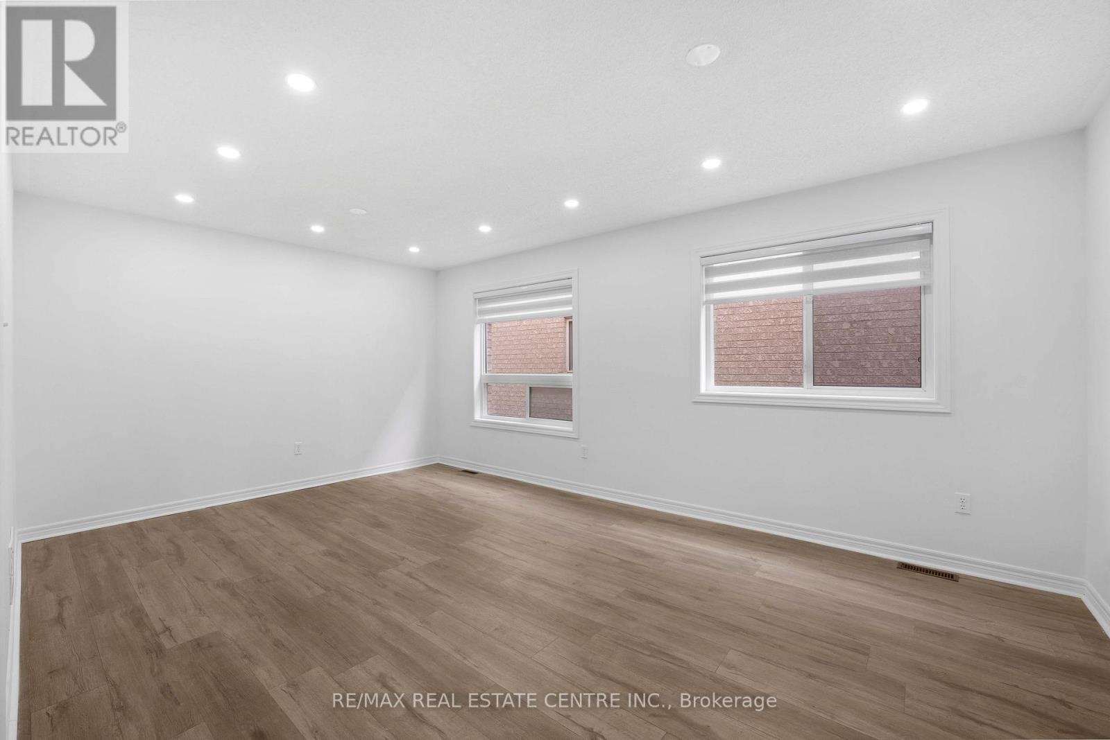 40 Octillo Boulevard, Brampton, Ontario  L6R 2P6 - Photo 5 - W12206384