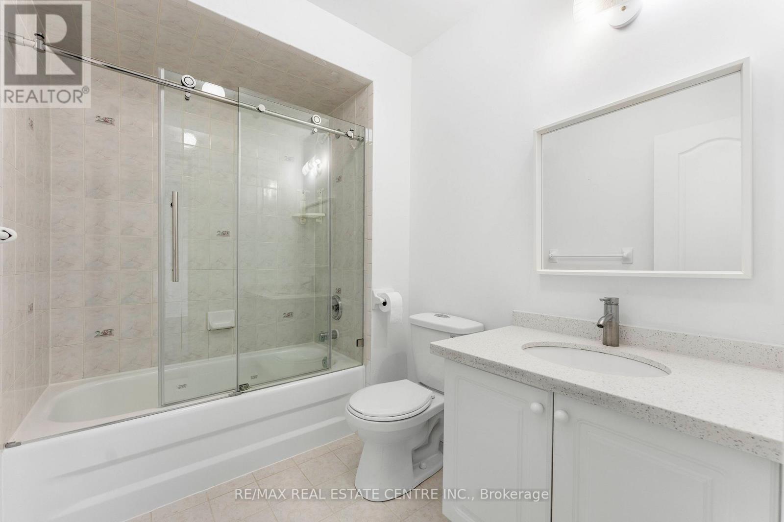40 Octillo Boulevard, Brampton, Ontario  L6R 2P6 - Photo 23 - W12206384