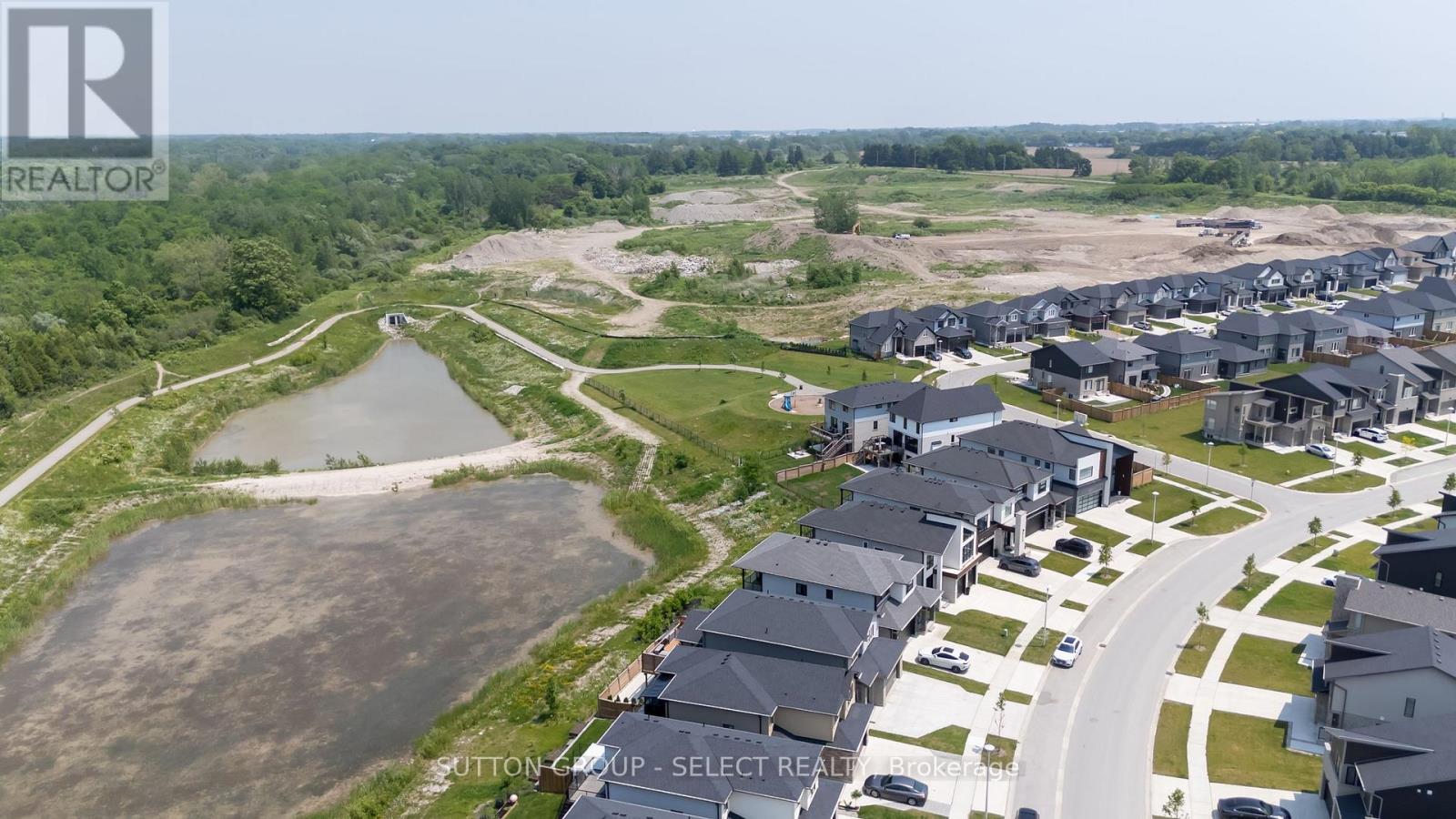 39 - 177 Edgevalley Road, London East, Ontario  N5V 0C5 - Photo 36 - X12205914