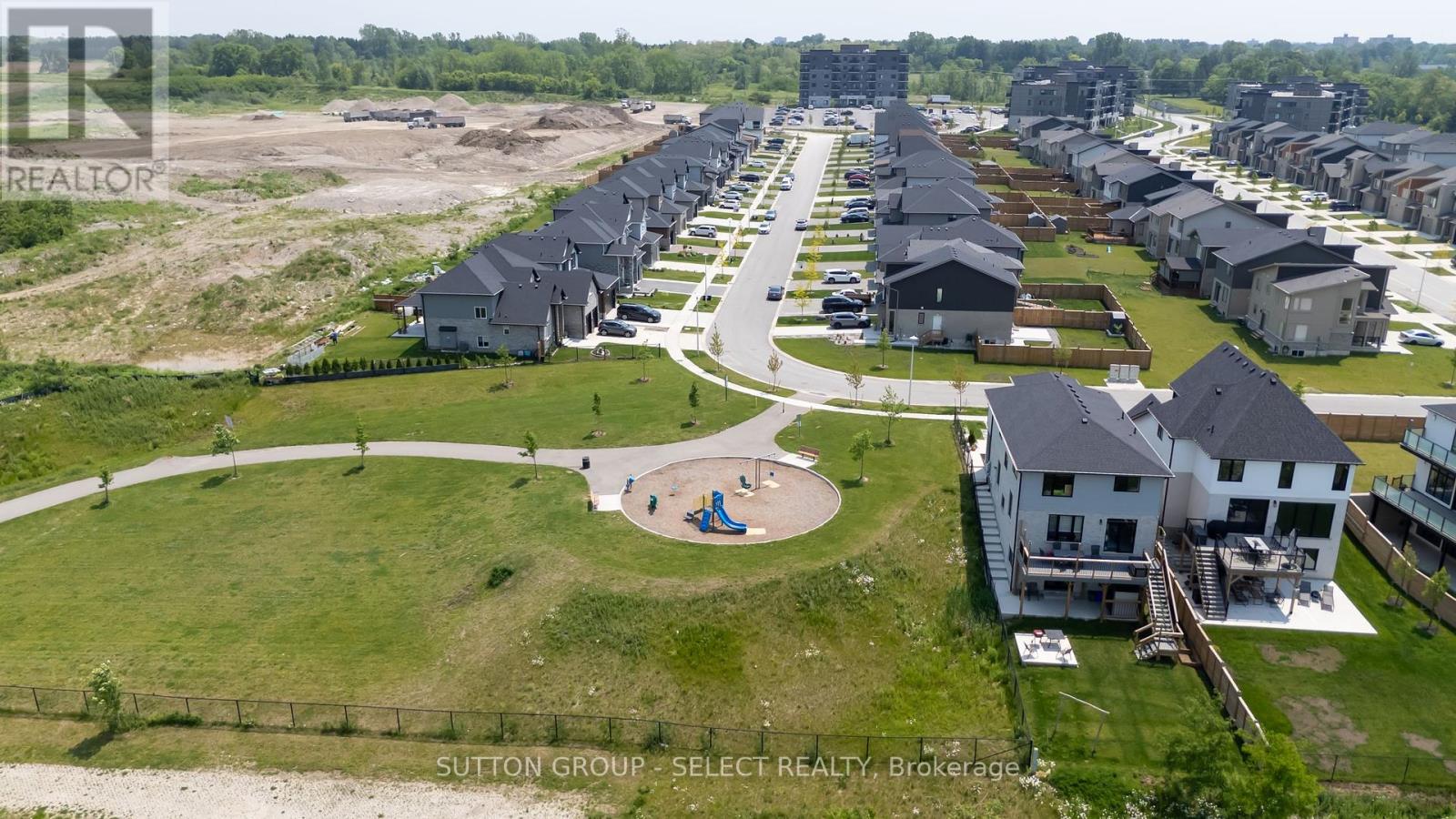 39 - 177 Edgevalley Road, London East, Ontario  N5V 0C5 - Photo 37 - X12205914