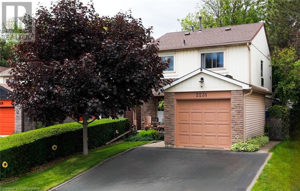 2231 Leominster Drive, Burlington, Ontario  L7P 3W8 - Photo 1 - 40737173