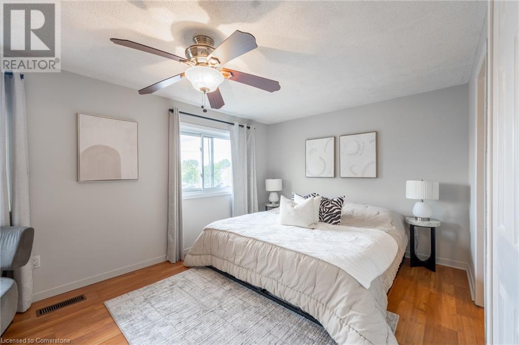 2231 Leominster Drive, Burlington, Ontario  L7P 3W8 - Photo 20 - 40737173