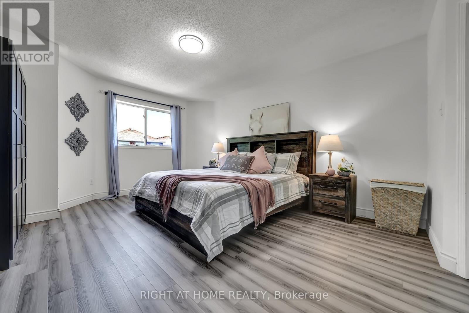 6 Beadle Drive, Ajax, Ontario  L1S 7N9 - Photo 16 - E12213341