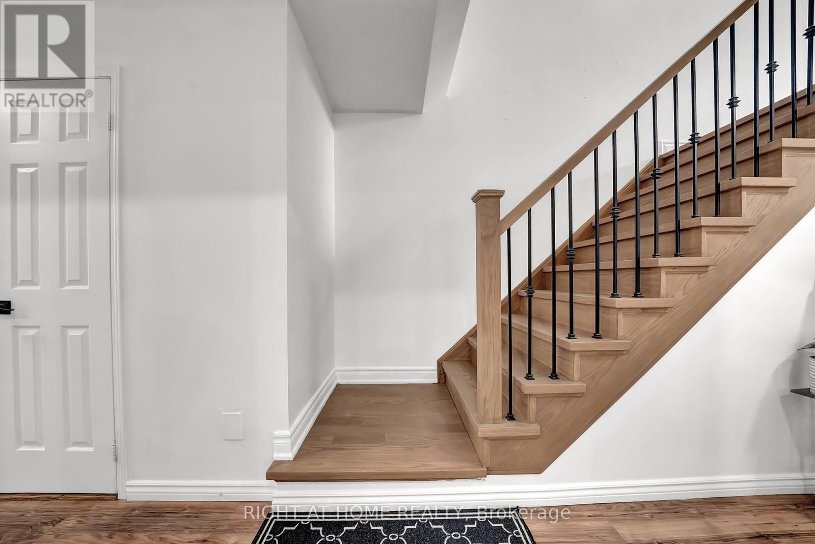6 Beadle Drive, Ajax, Ontario  L1S 7N9 - Photo 11 - E12213341
