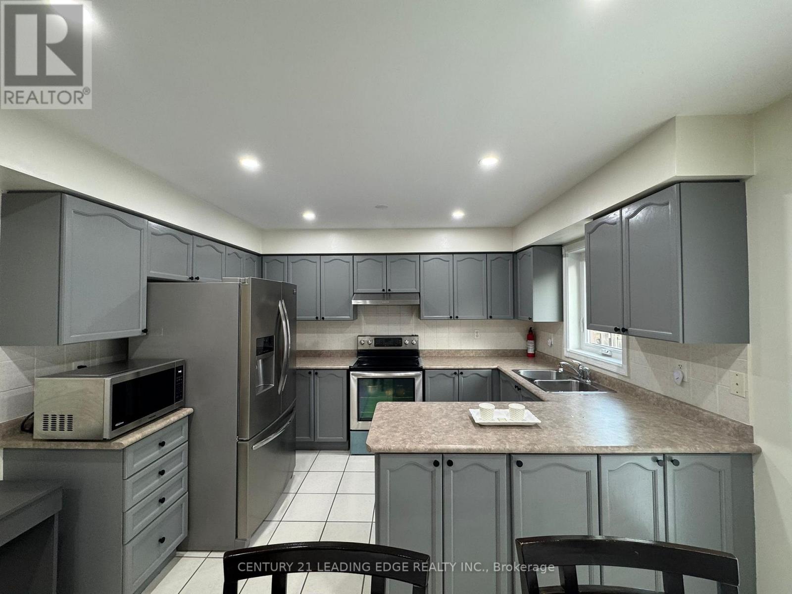 14 Galveston Crescent, Brampton, Ontario  L7A 3R7 - Photo 16 - W12183399