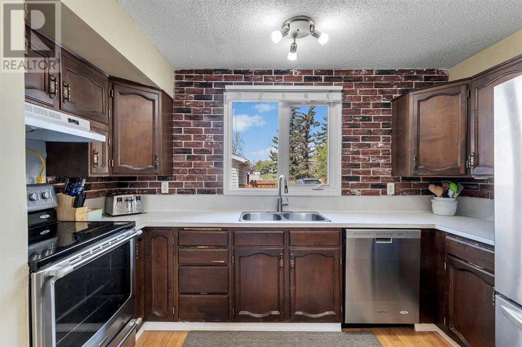 140 Rundlecairn Road Ne, Calgary, Alberta  T1Y 2X5 - Photo 11 - A2218947