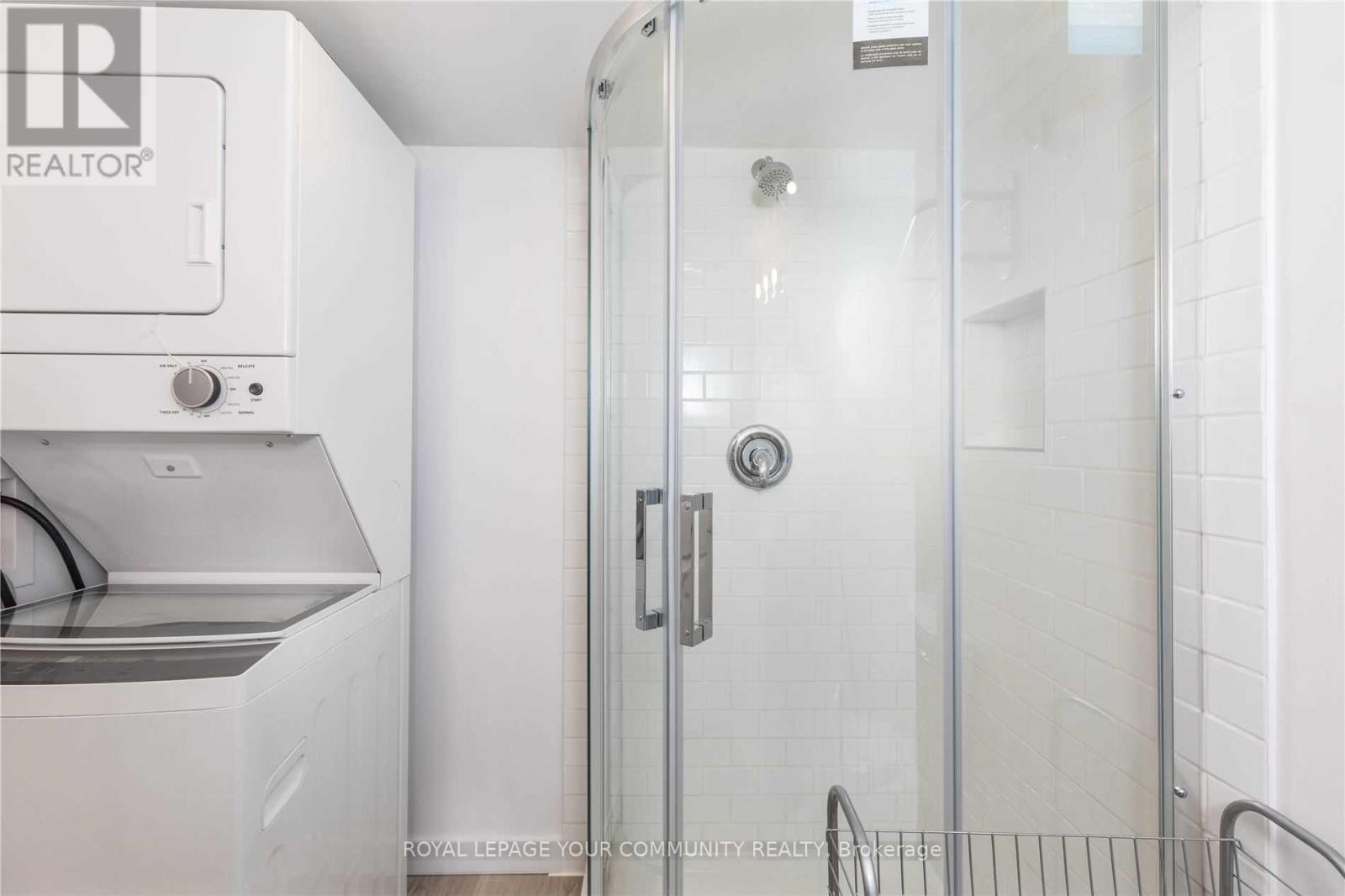 Lower - 1370 Woodbine Avenue, Toronto (East York), Ontario  M4C 4G5 - Photo 11 - E12214550