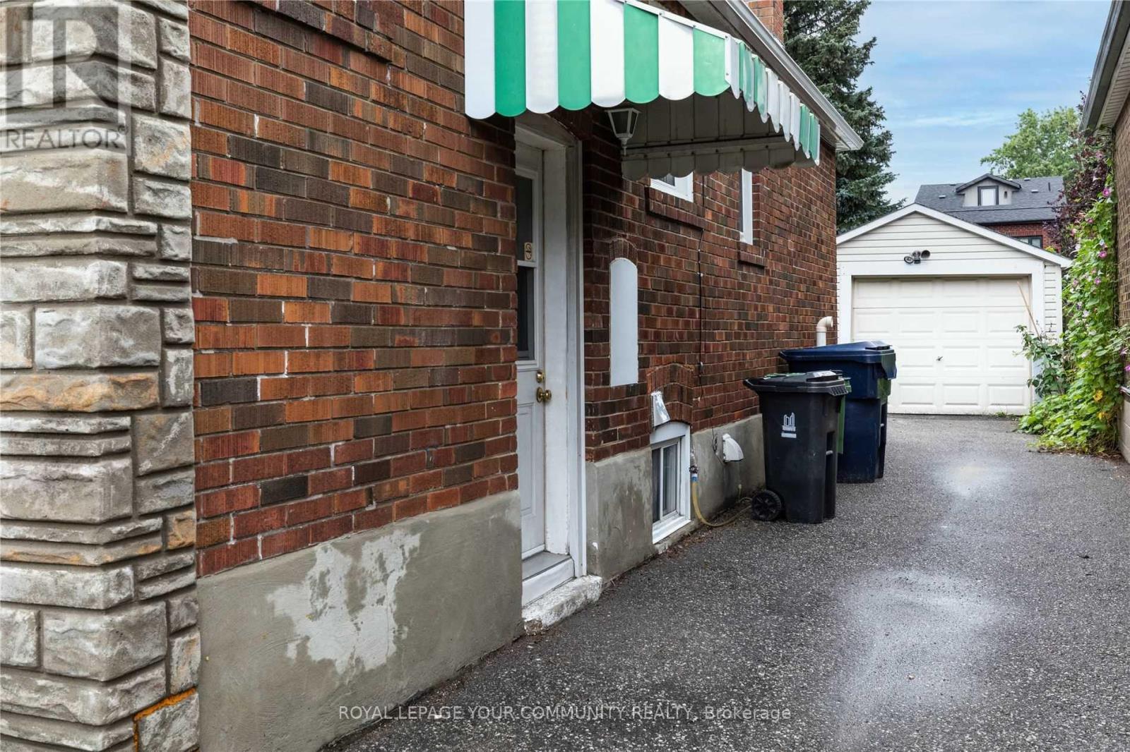 Lower - 1370 Woodbine Avenue, Toronto (East York), Ontario  M4C 4G5 - Photo 12 - E12214550