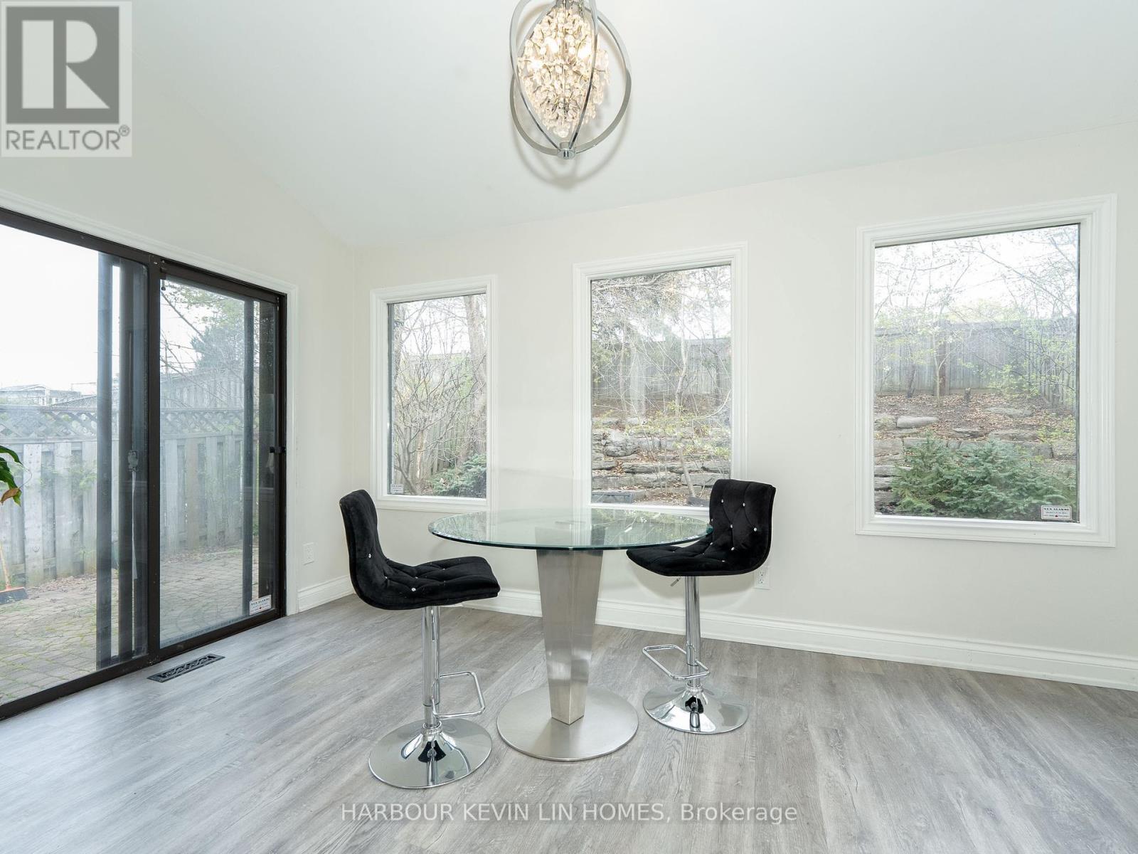 133 O'connor Crescent, Richmond Hill (North Richvale), Ontario  L4C 7R7 - Photo 11 - N12214536
