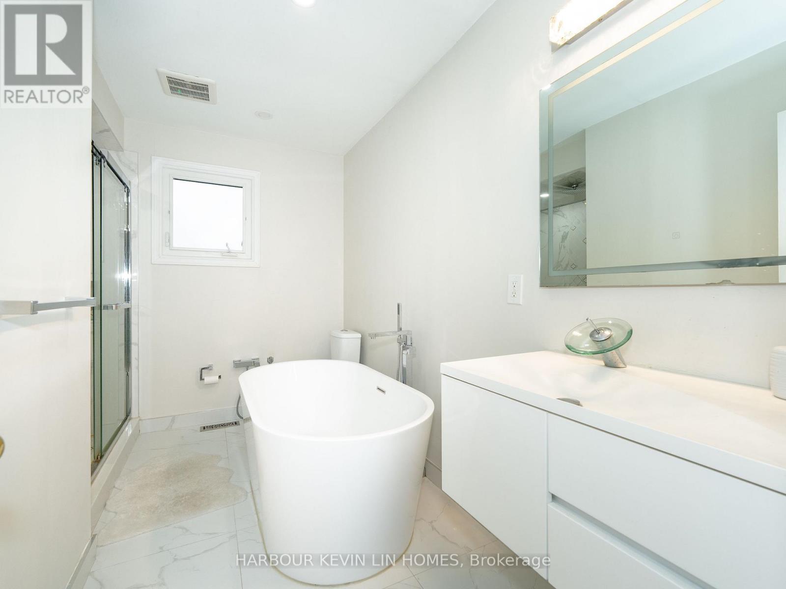 133 O'connor Crescent, Richmond Hill (North Richvale), Ontario  L4C 7R7 - Photo 23 - N12214536