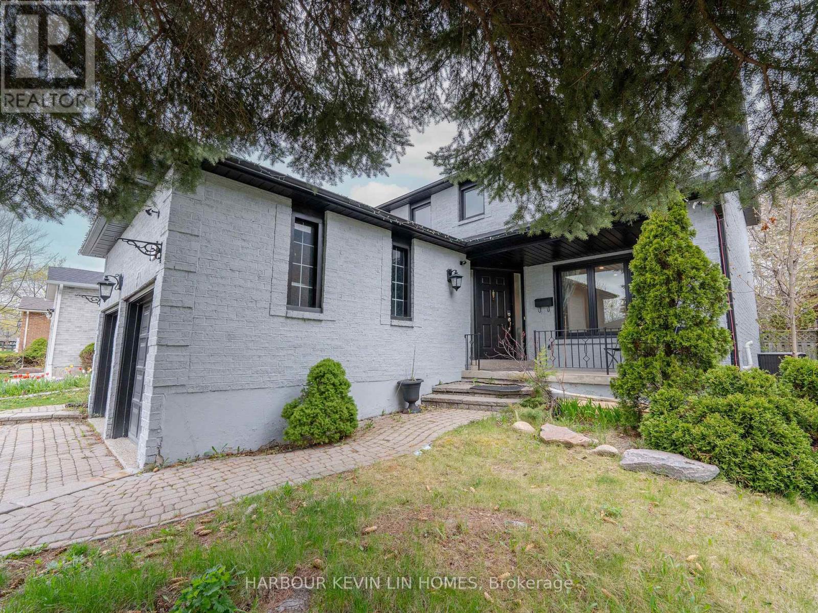 133 O'connor Crescent, Richmond Hill (North Richvale), Ontario  L4C 7R7 - Photo 4 - N12214536