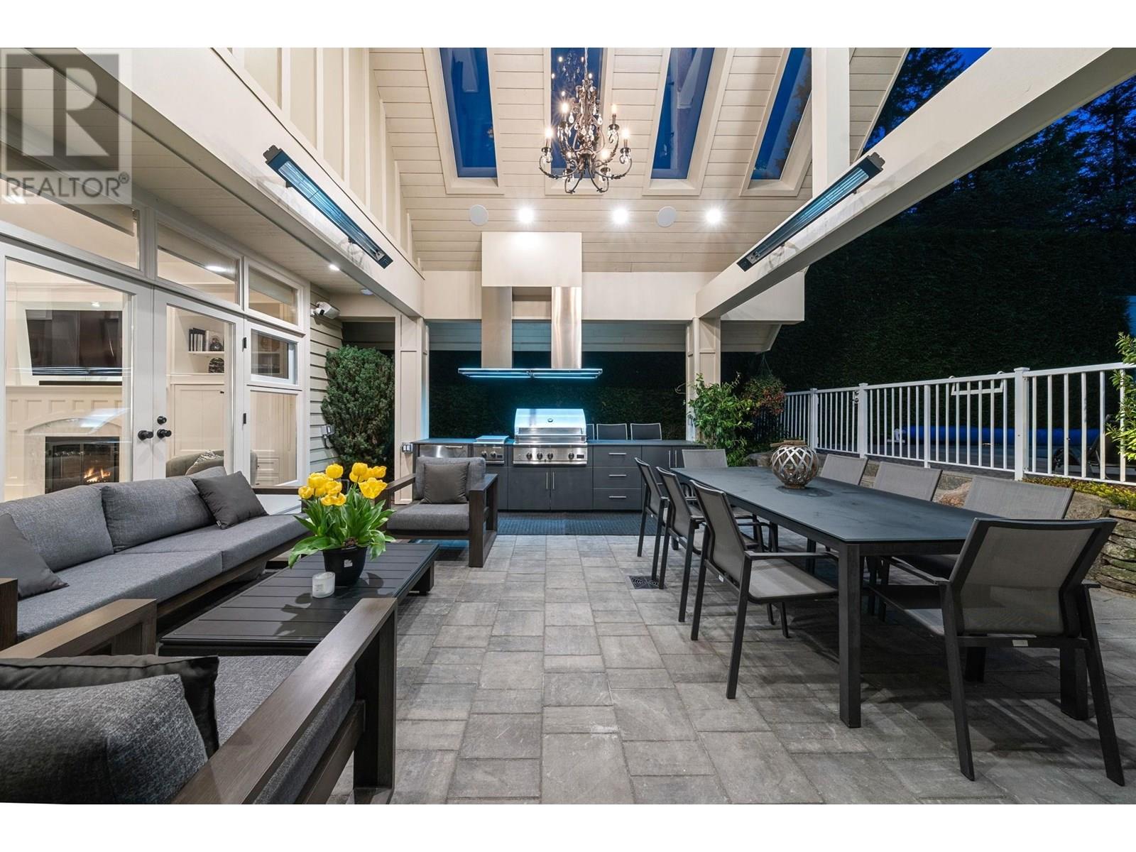 4682 Decourcy Court, West Vancouver, British Columbia  V7W 3J5 - Photo 7 - R3003727