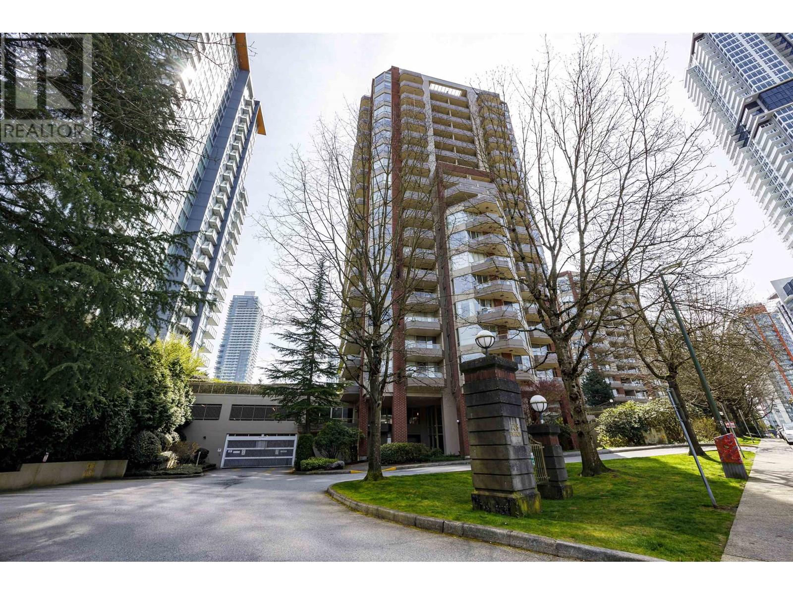 903 738 FARROW STREET, Coquitlam, British Columbia