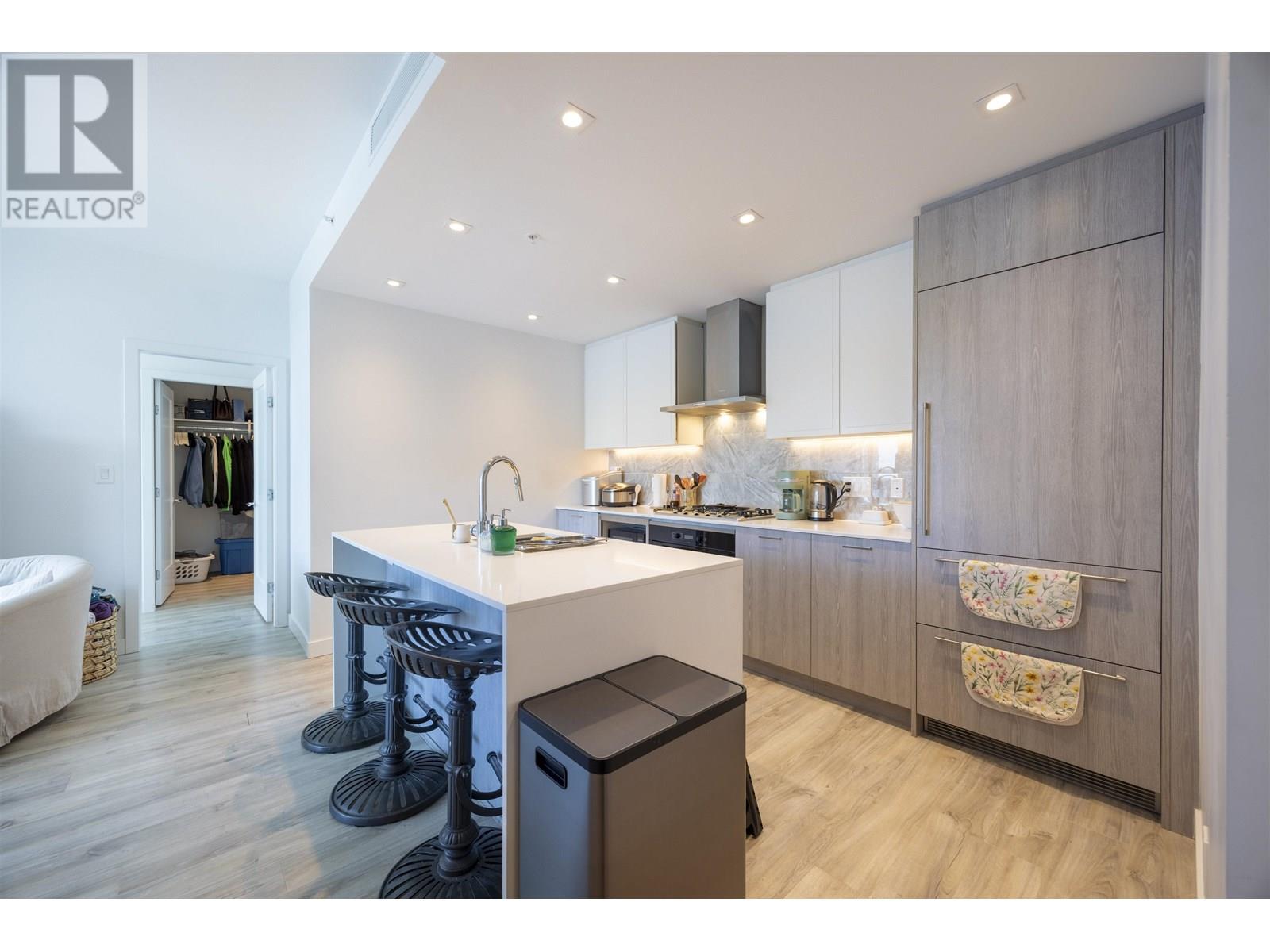 1204 2288 Alpha Avenue, Burnaby, British Columbia  V5C 0L9 - Photo 2 - R3014663