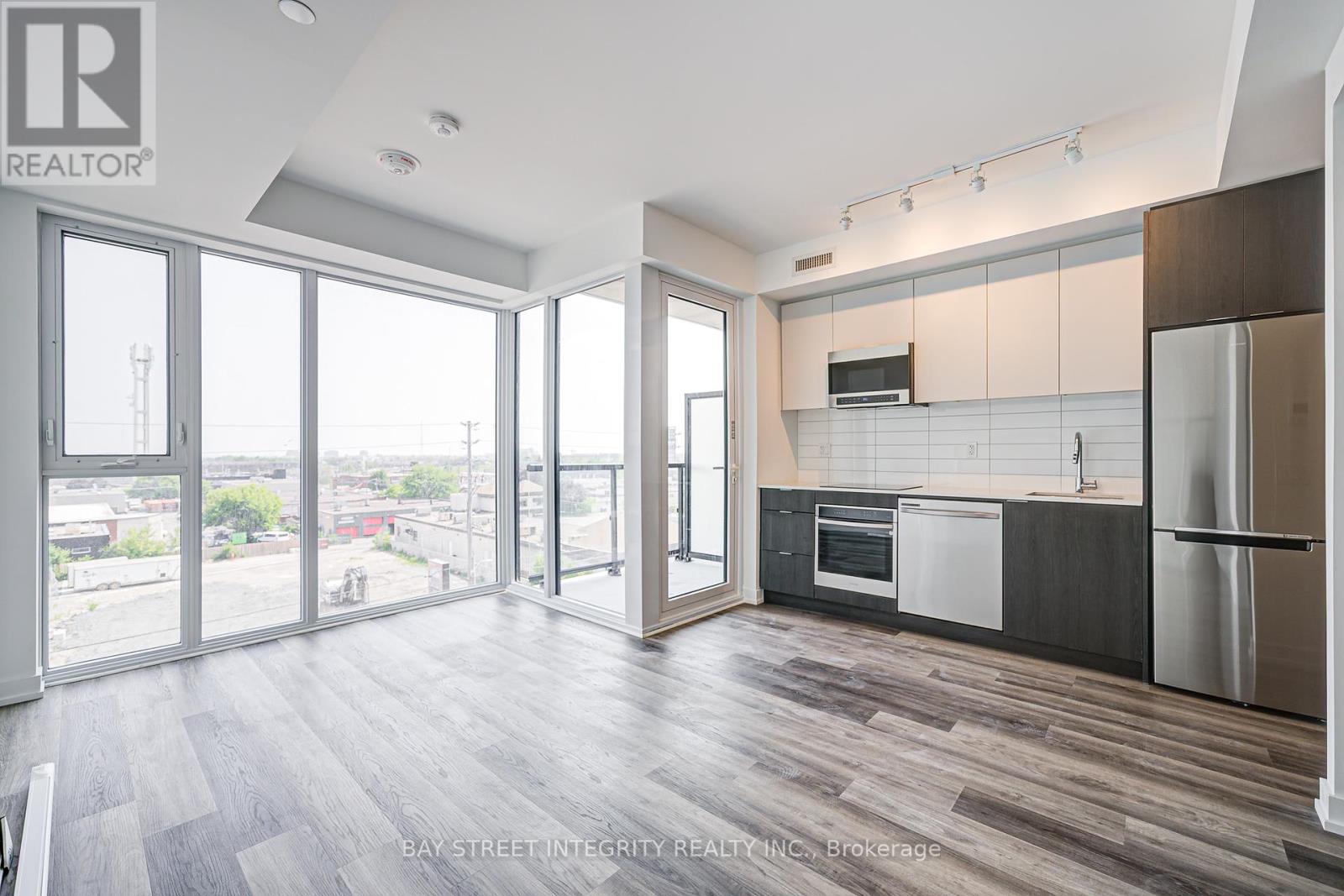 505 - 6 CHARTWELL ROAD, Toronto, Ontario