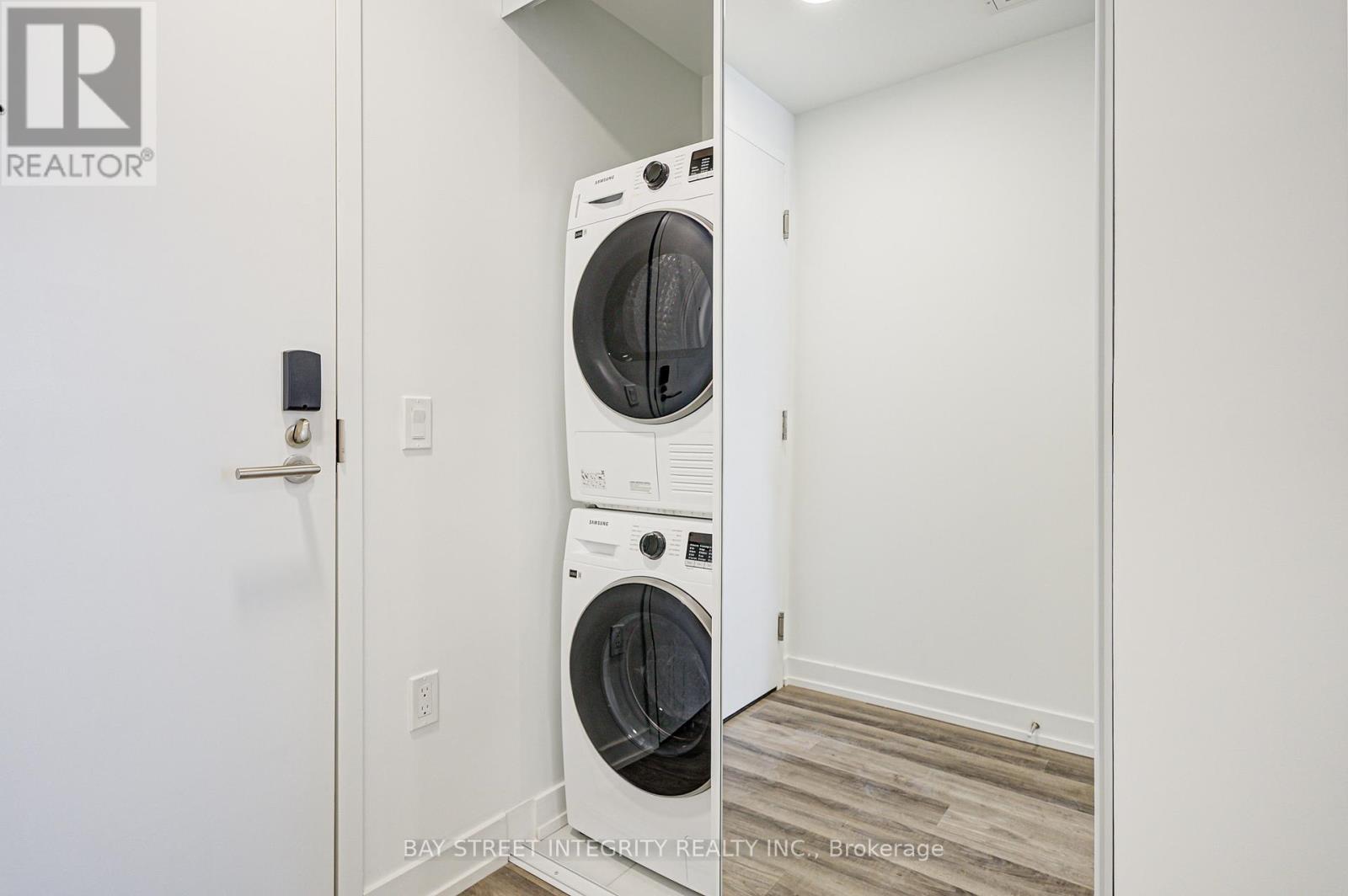 505 - 6 Chartwell Road, Toronto, Ontario  M8Z 0H2 - Photo 16 - W12214540