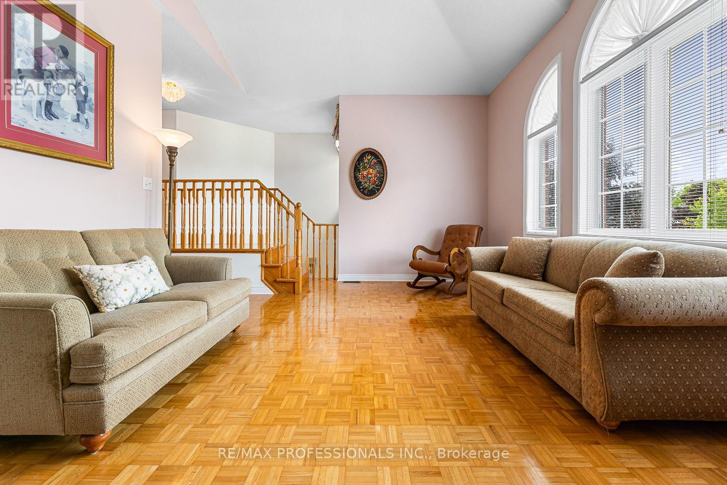 11 Riverwood Terrace, Caledon (Bolton East), Ontario  L7E 1S2 - Photo 16 - W12214555