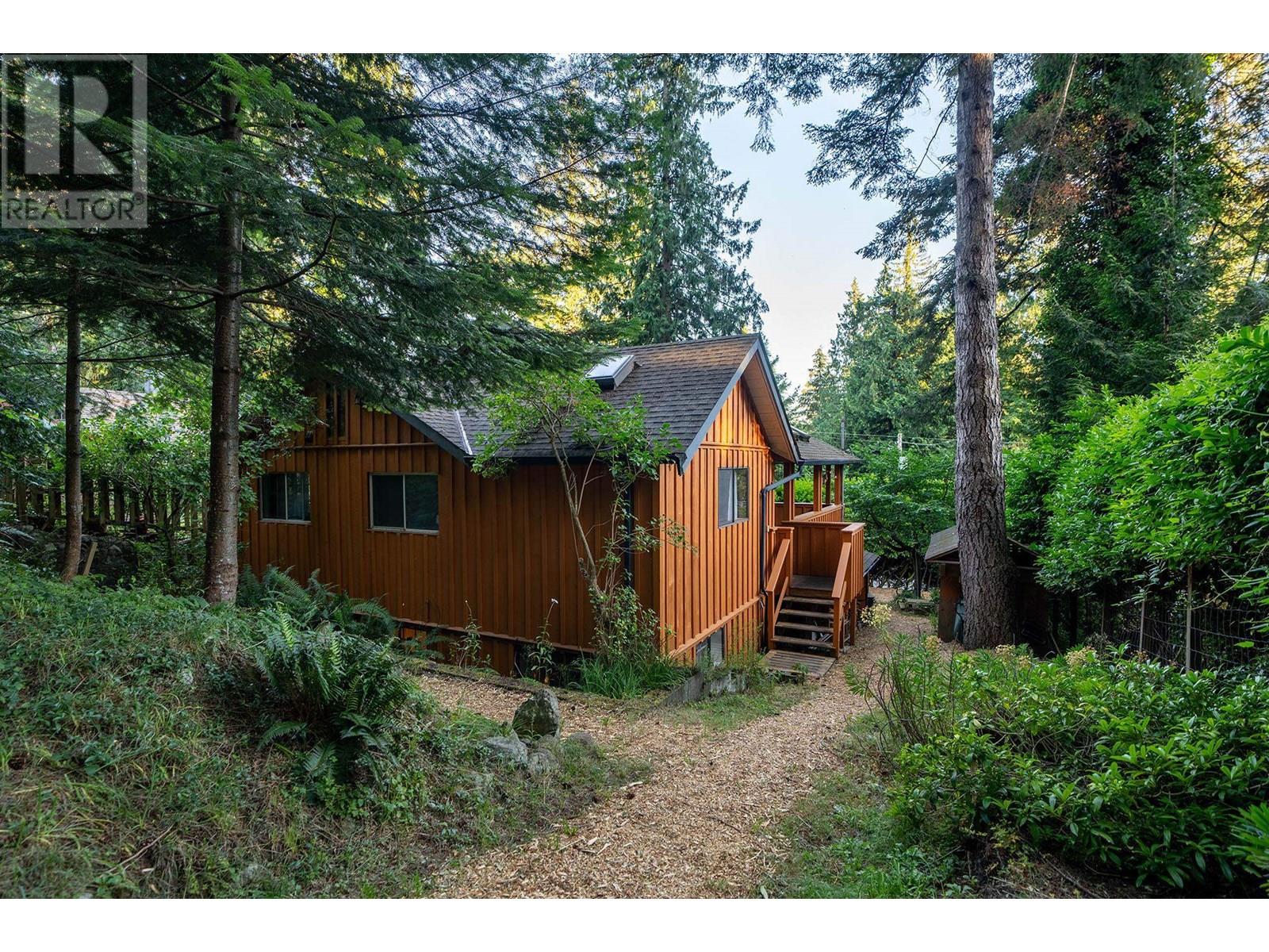 1142 MILLER ROAD, Bowen Island, British Columbia