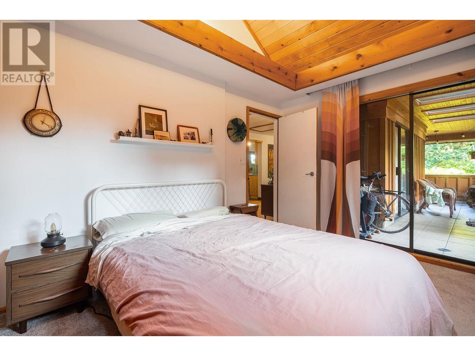 1142 Miller Road, Bowen Island, British Columbia  V0N 1G1 - Photo 12 - R3014698